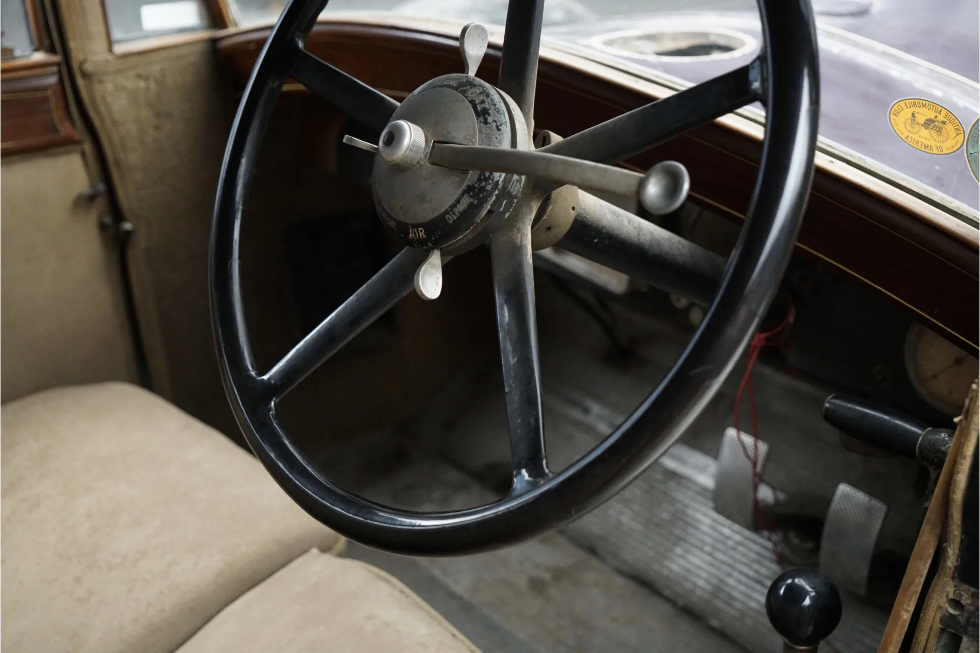 1926 Renault Type PI Limousine Felber et Fils, 6/22