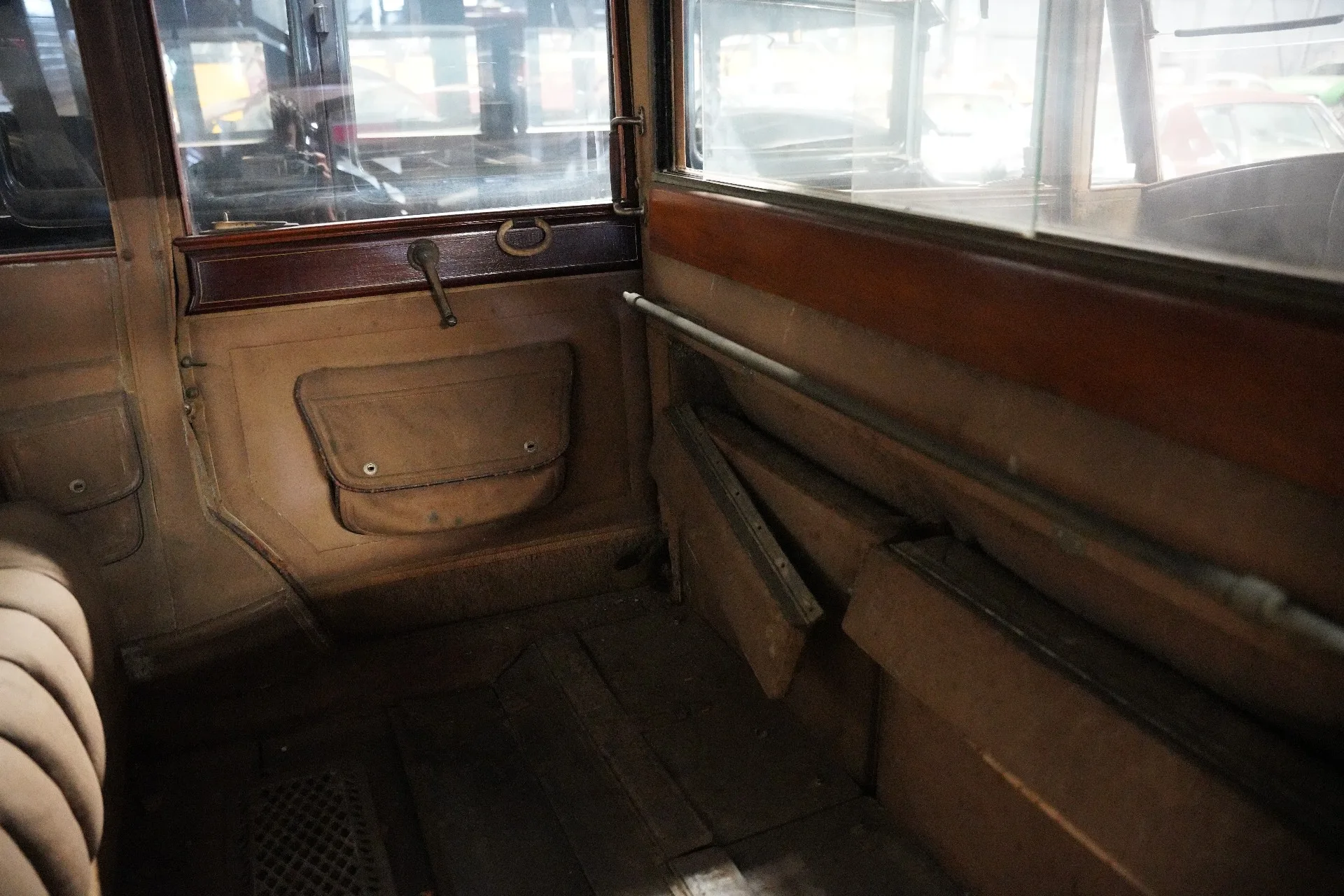 1926 Renault Type PI Limousine Felber et Fils, 13/22