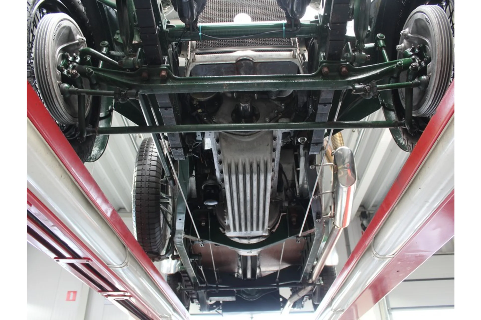 1932 Invicta 4.5 Litre S-Type replica, 10/30