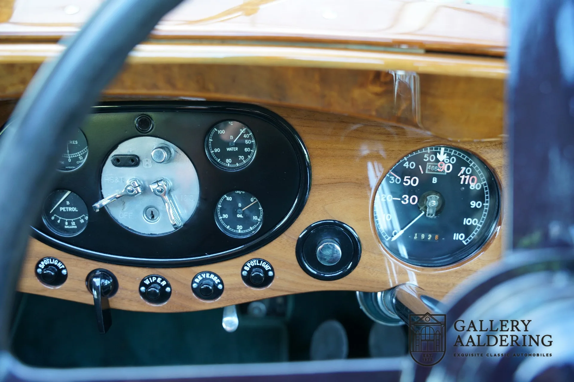 1933 Bentley 3.5 Litre Streamline Saloon by Park Ward, 21/30
