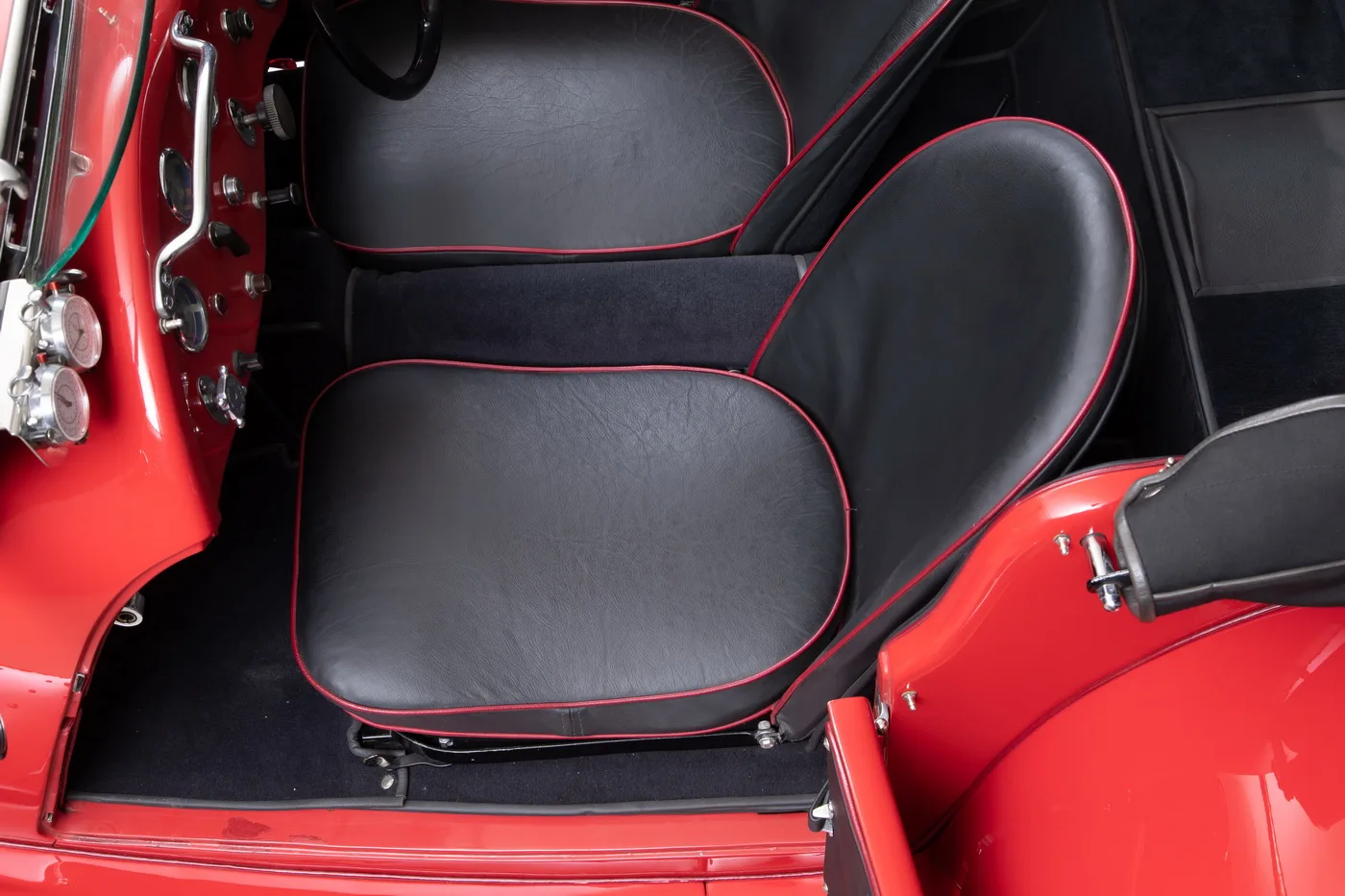 1937 Jaguar SS 100 2.5 Litre, 26/30