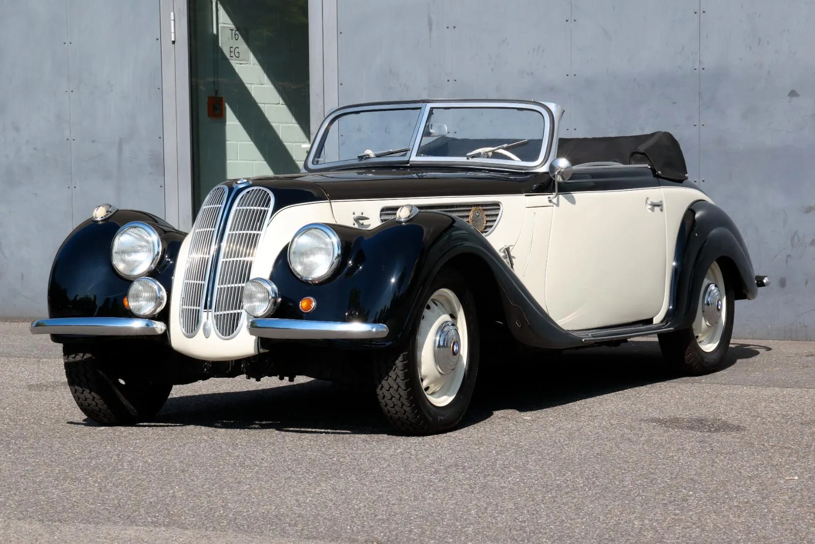 1941 BMW 327 Cabriolet, 7/21