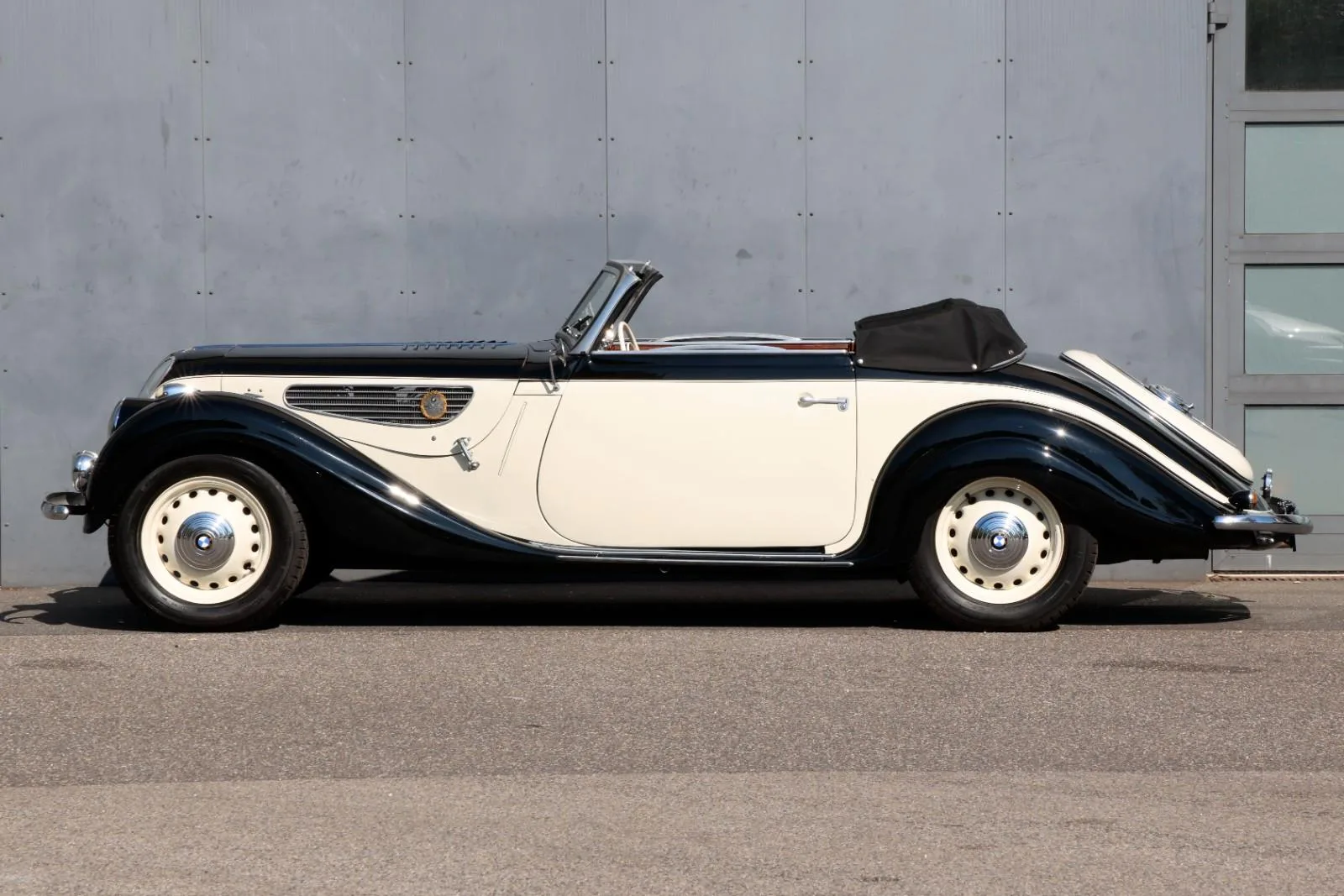 1941 BMW 327 Cabriolet, 9/21