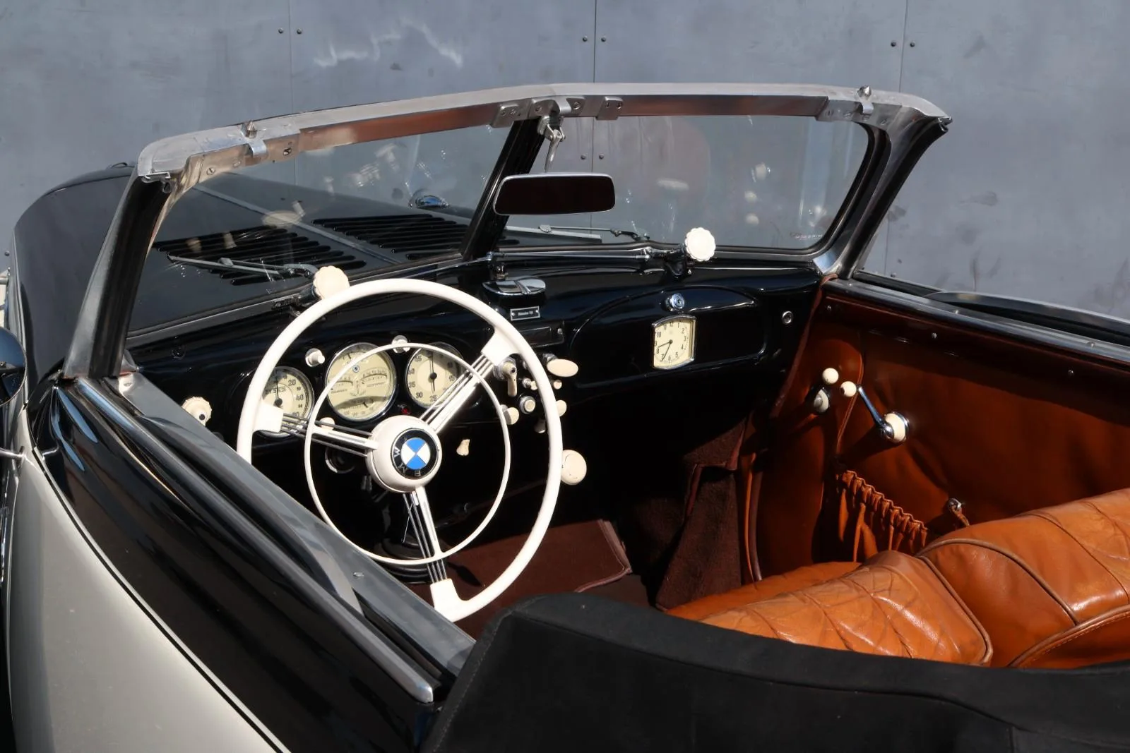 1941 BMW 327 Cabriolet, 13/21