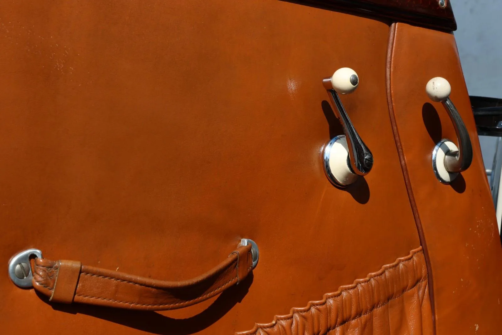 1941 BMW 327 Cabriolet, 17/21