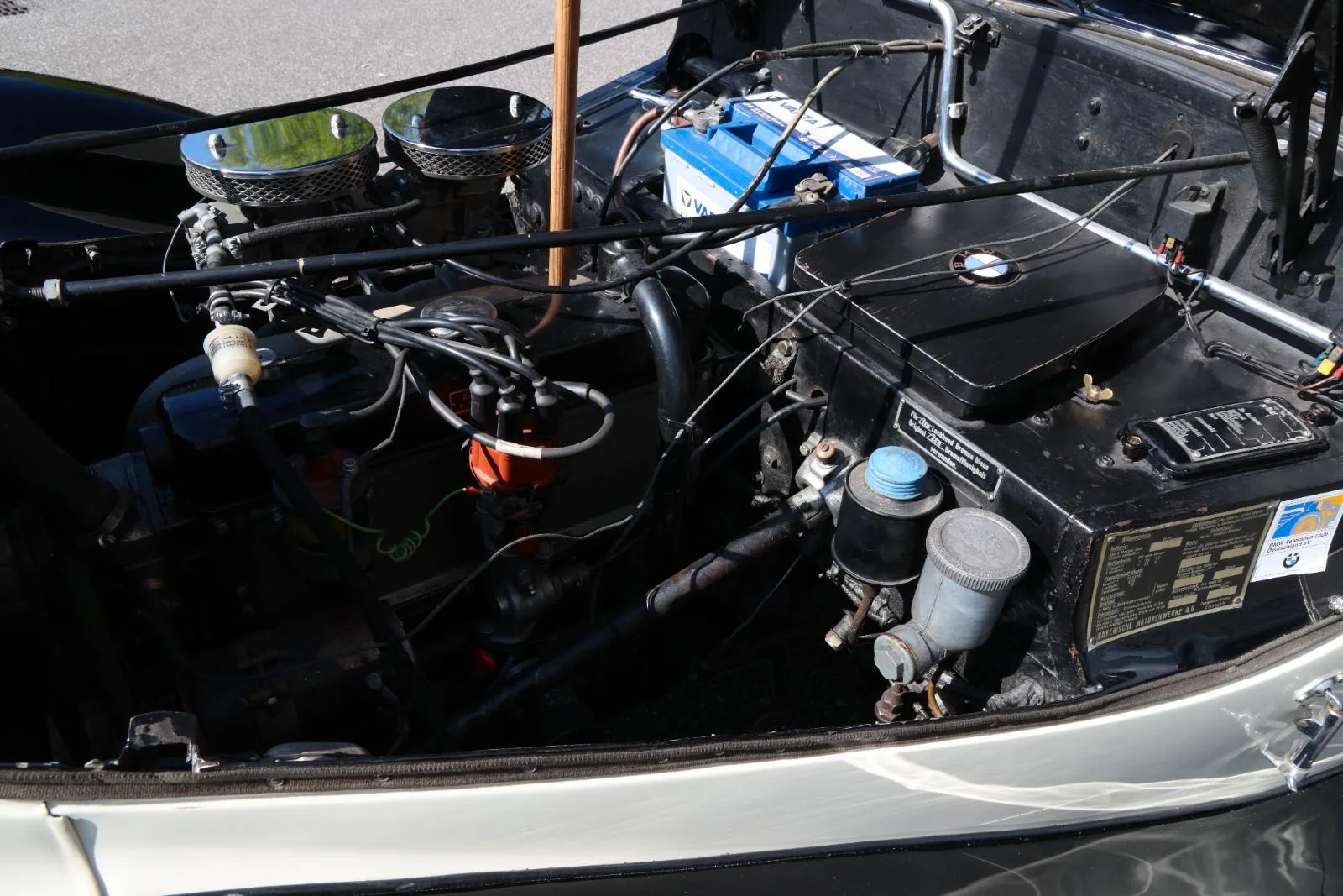 1941 BMW 327 Cabriolet, 19/21