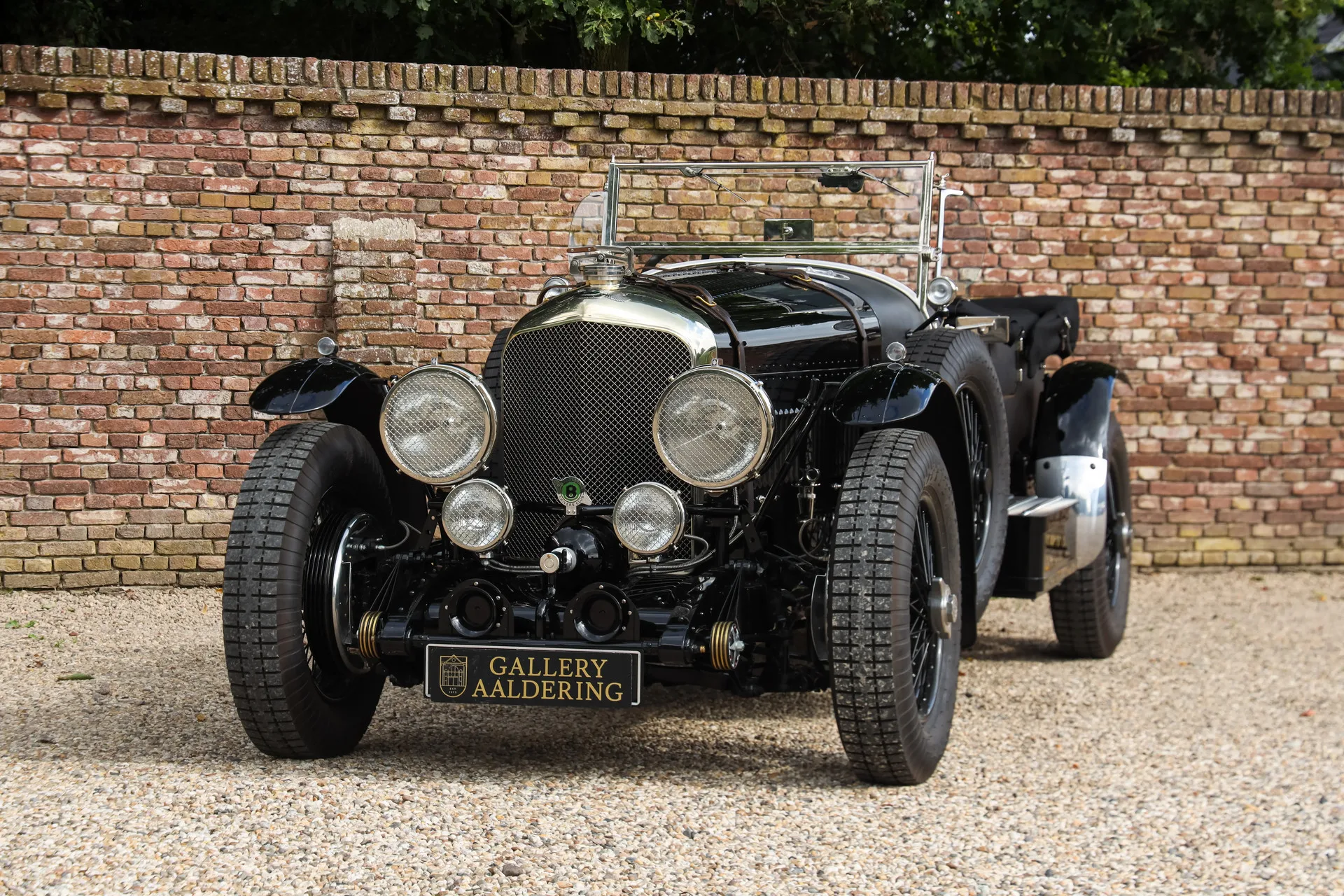 1948 Bentley Mark VI Speed 8 by Racing Green, 7/30