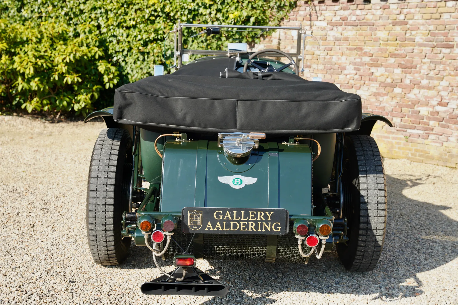 1948 Bentley Mark VI Speed 8 by Racing Green, 6/30