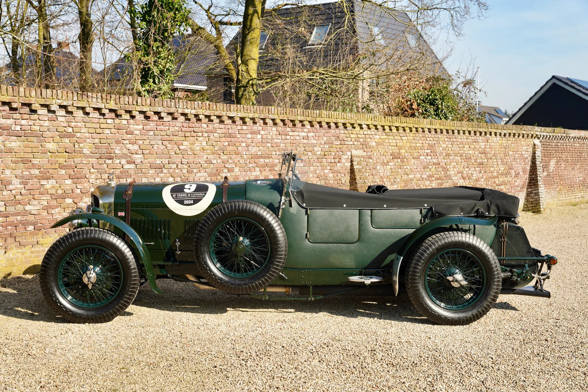 1948 Bentley Mark VI Speed 8 by Racing Green, 10/30