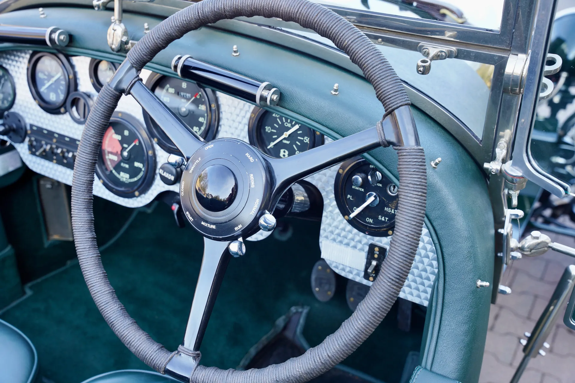 1948 Bentley Mark VI Speed 8 by Racing Green, 11/30