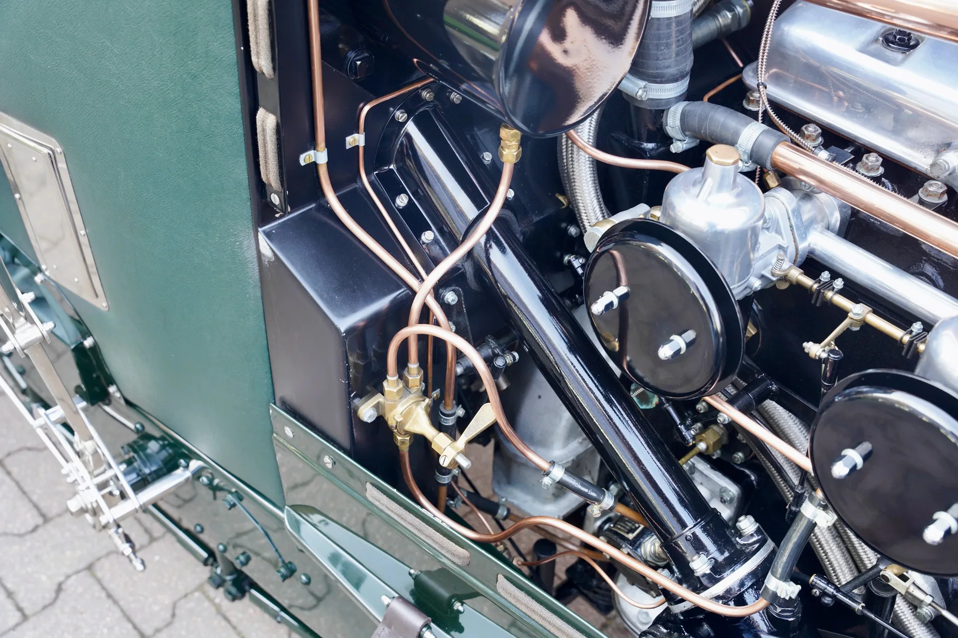 1948 Bentley Mark VI Speed 8 by Racing Green, 23/30