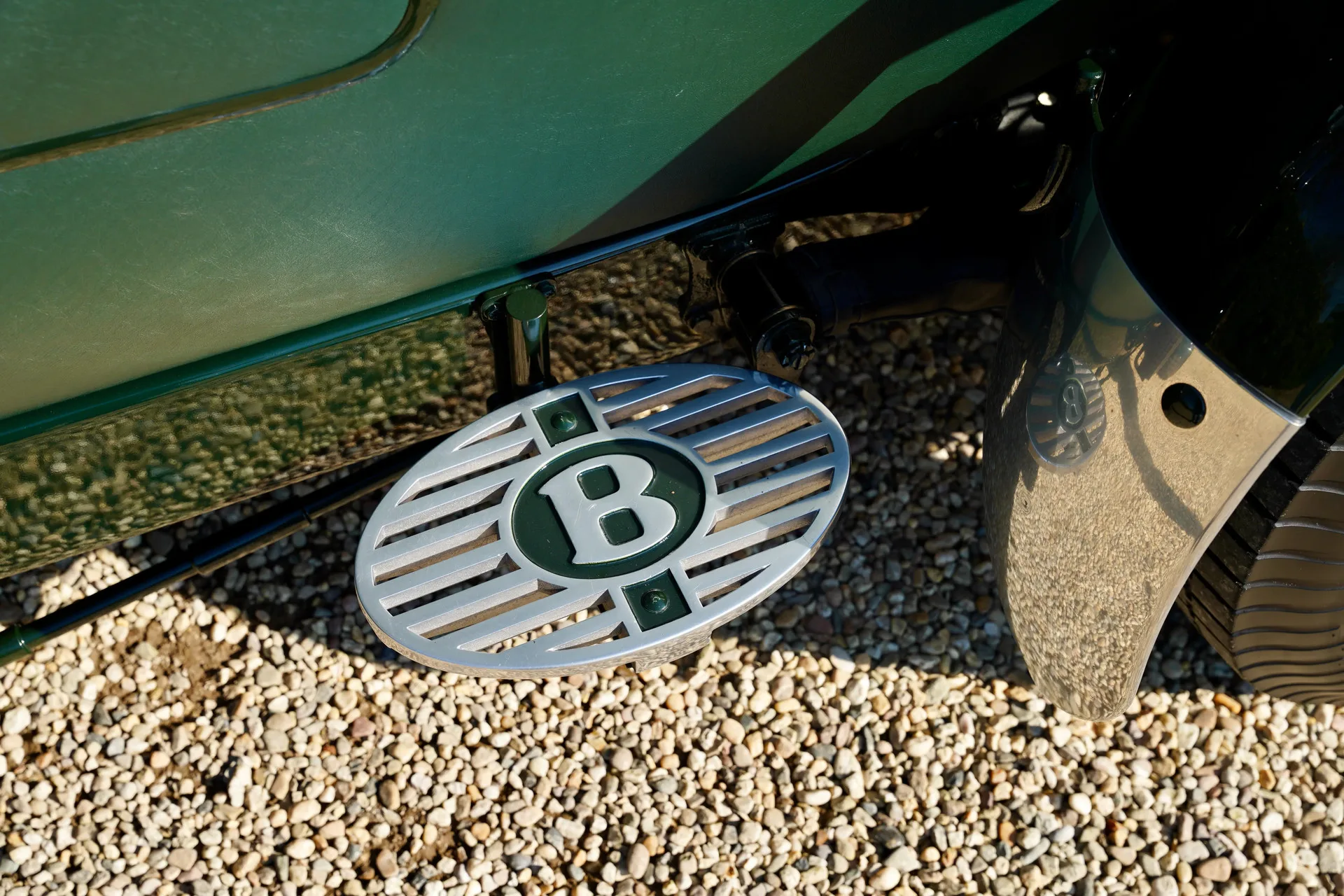 1948 Bentley Mark VI Speed 8 by Racing Green, 25/30