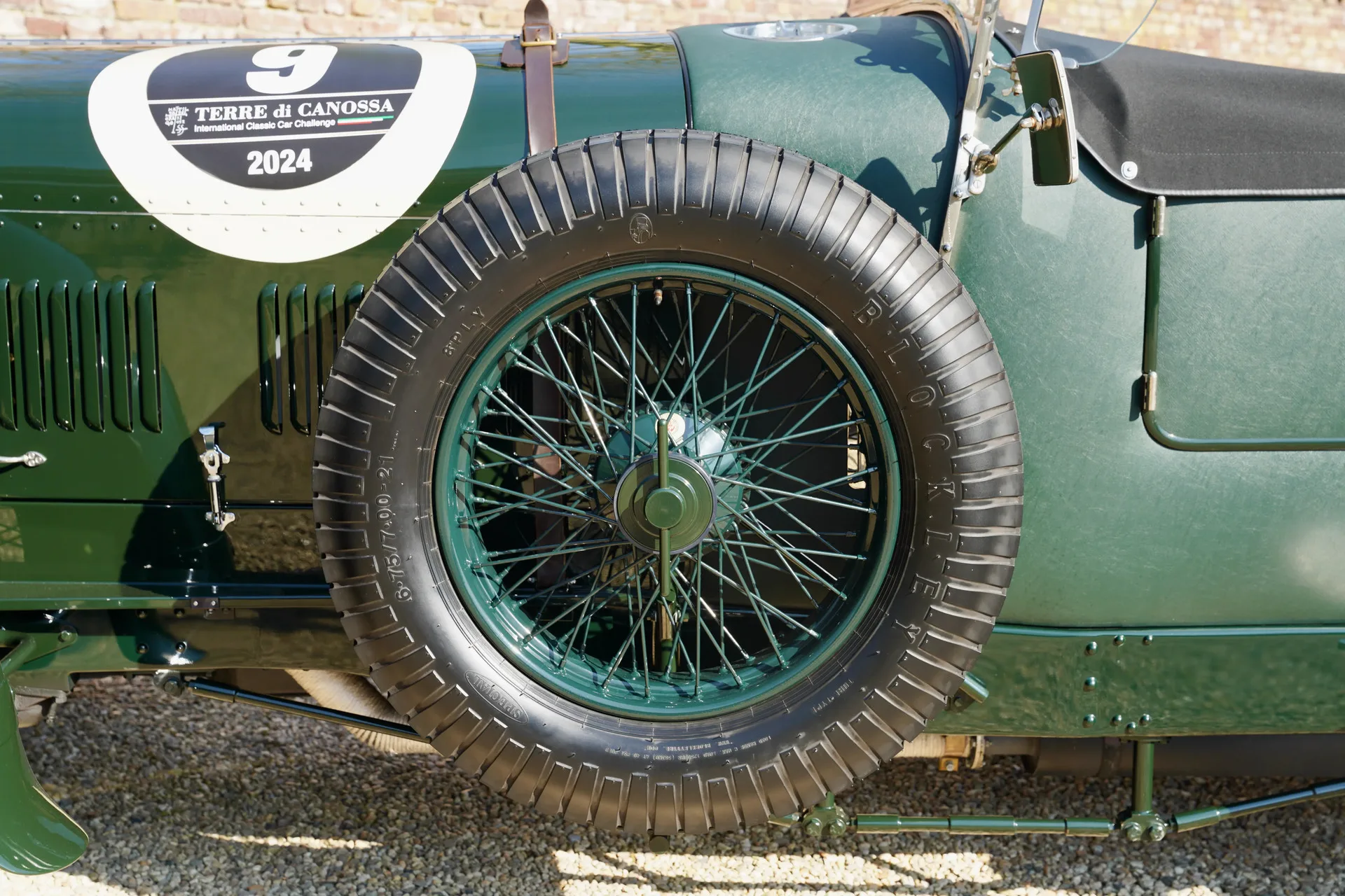 1948 Bentley Mark VI Speed 8 by Racing Green, 26/30