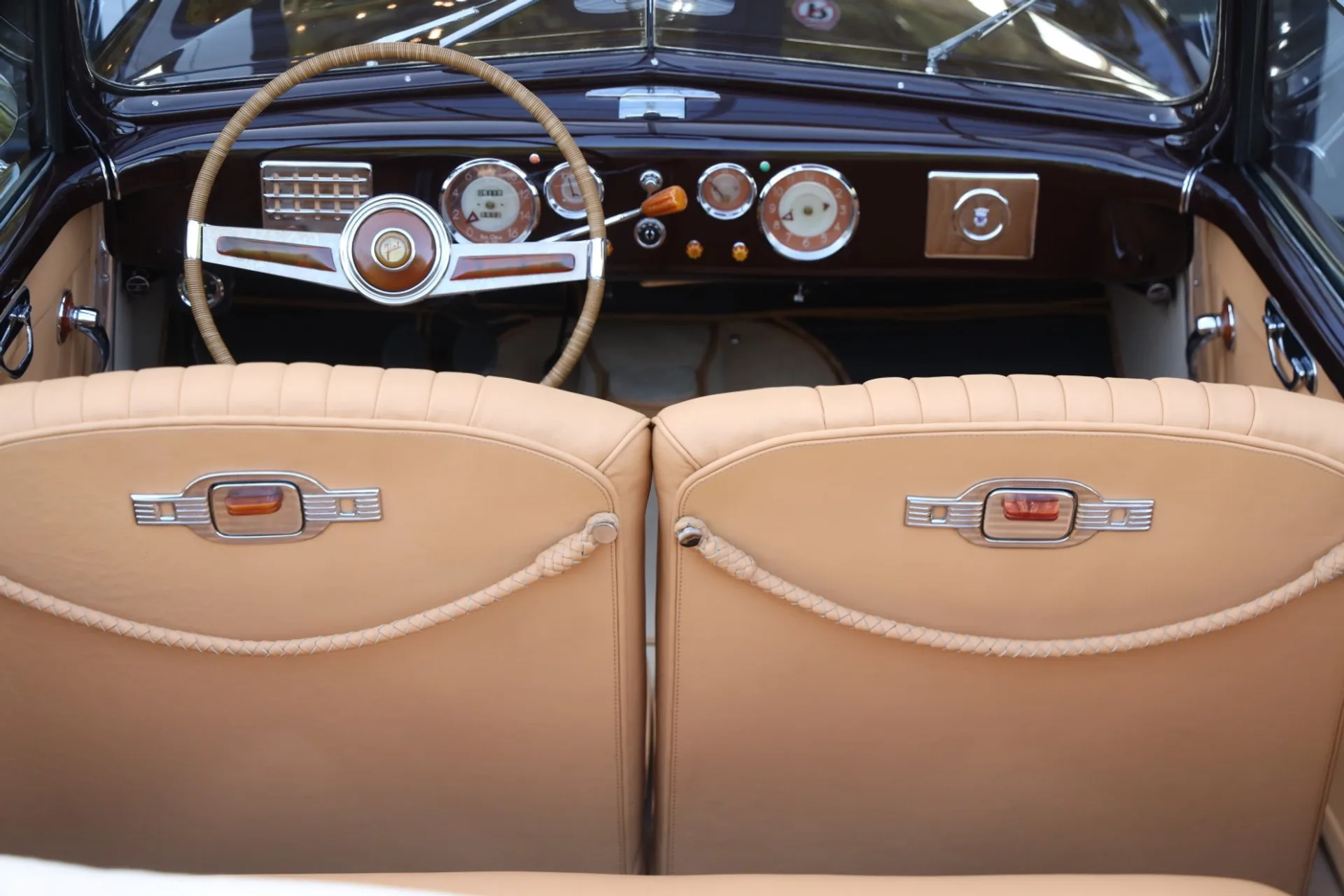1949 Fiat 1500 D Cabriolet Stabilimenti Farina, 13/30
