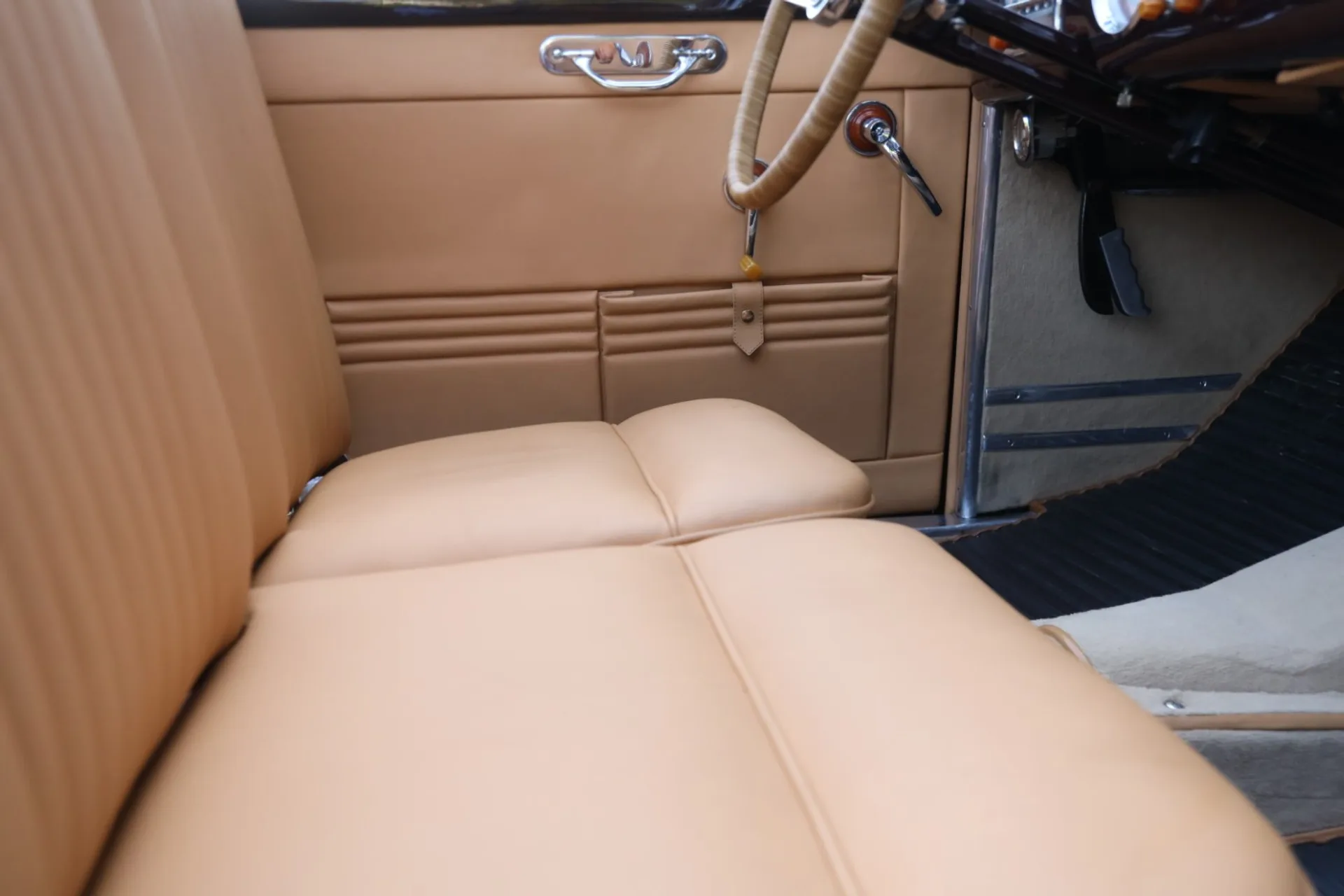 1949 Fiat 1500 D Cabriolet Stabilimenti Farina, 19/30