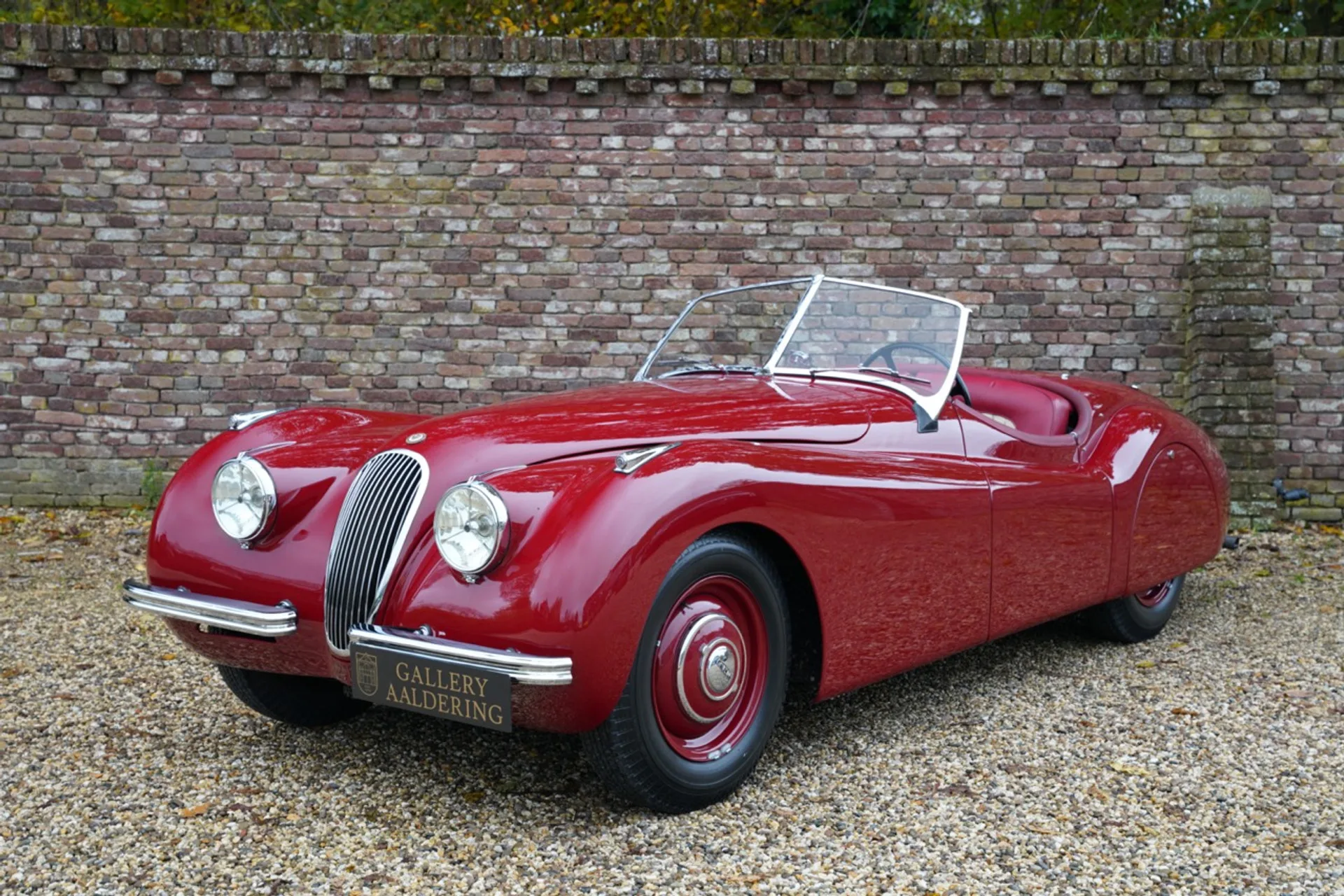 1949 Jaguar XK120 Roadster Alloy offered by a specialist dealer in Brummen, Netherlands, main photo
