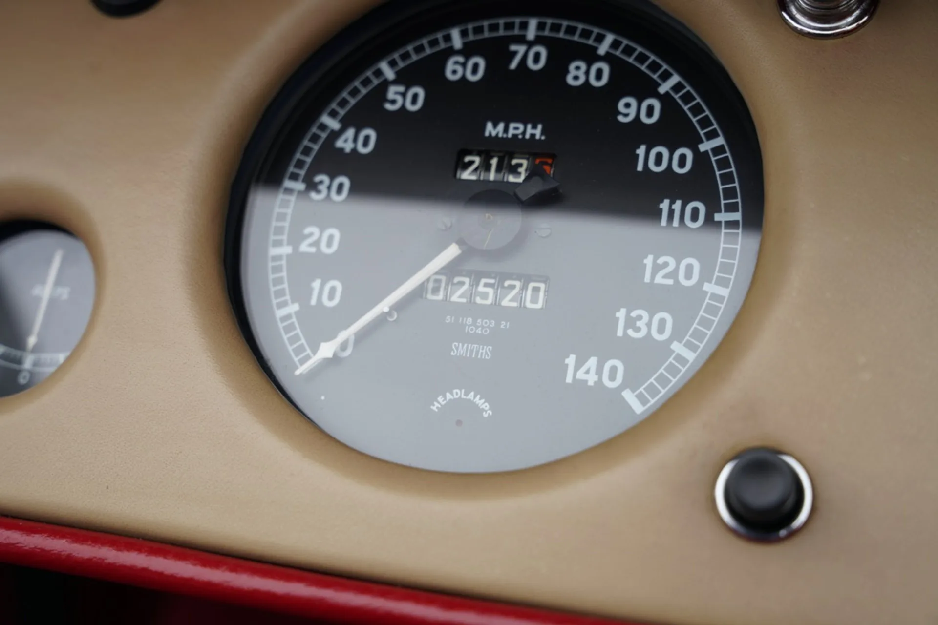 1949 Jaguar XK120 Roadster Alloy, 8/30
