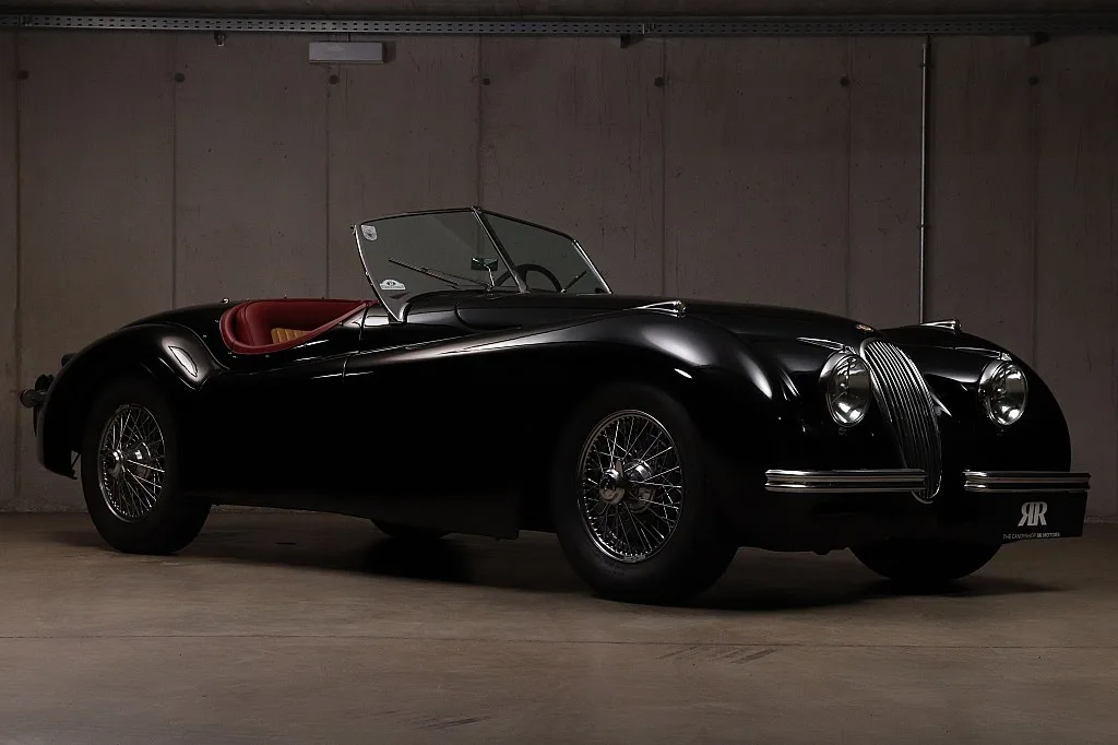 1950 Jaguar XK120 Roadster proposée par un concessionnaire spécialisé à Unterweitersdorf, Autriche, photo principale