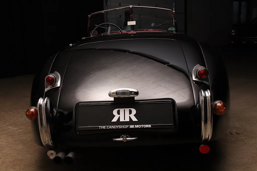 1950 Jaguar XK120 Roadster proposée par un concessionnaire spécialisé à Unterweitersdorf, Autriche, photo 4 sur 15