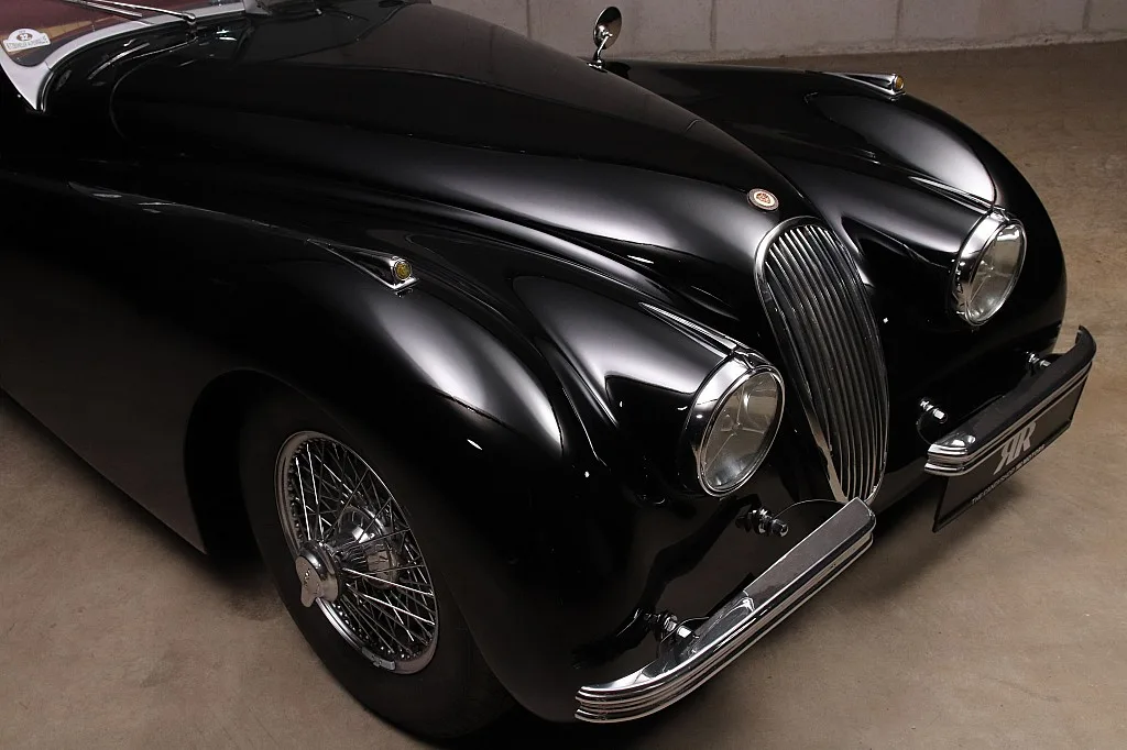 1950 Jaguar XK120 Roadster proposée par un concessionnaire spécialisé à Unterweitersdorf, Autriche, photo 8 sur 15
