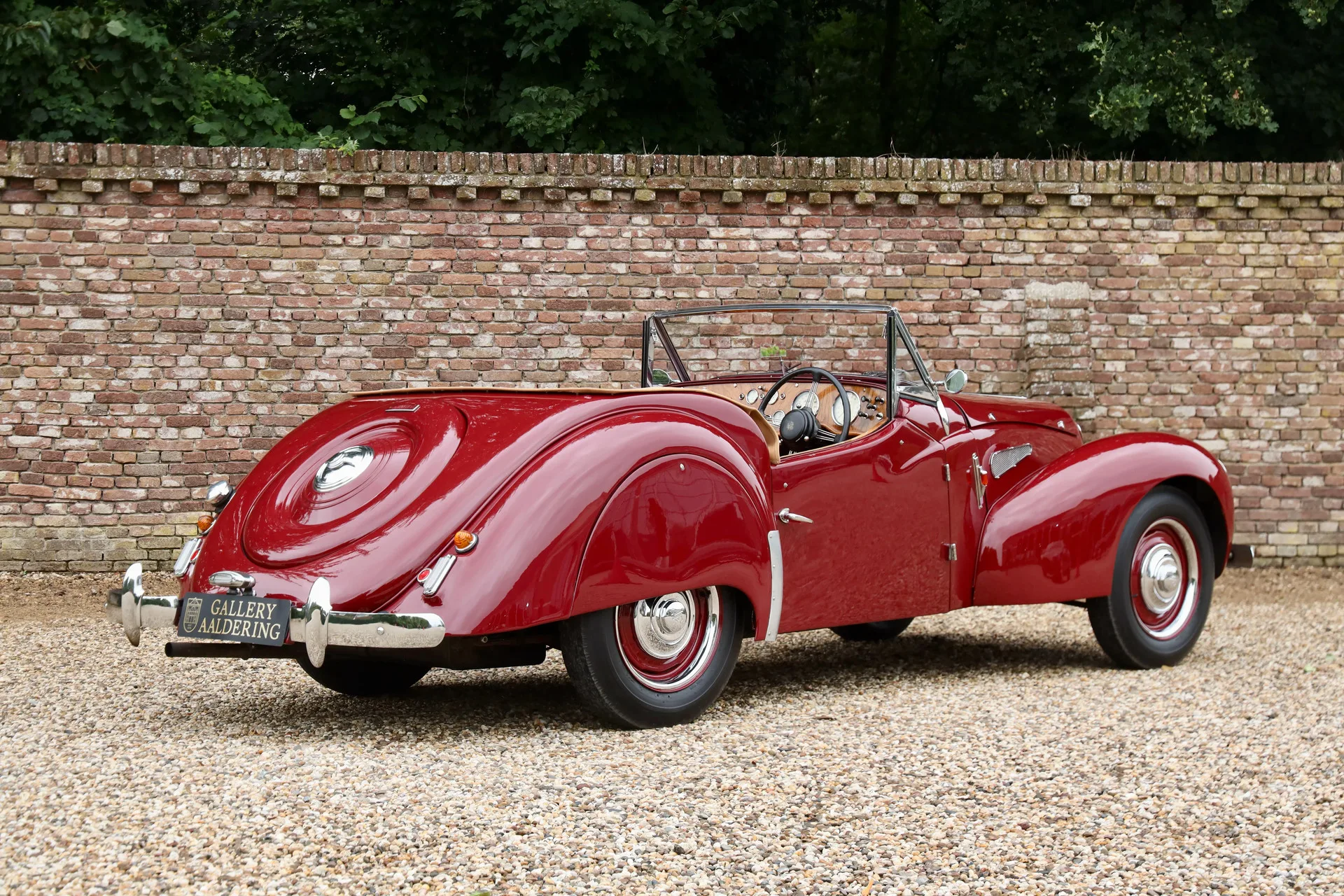 1950 Lea-Francis 2.5 Litre Sports Deluxe, 2/30