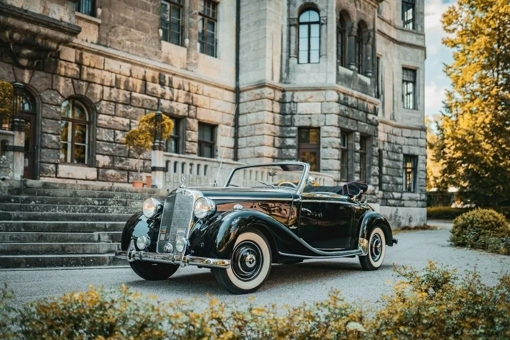 1950 Mercedes-Benz 170 S Cabriolet proposée par un concessionnaire spécialisé à Nuremberg, Allemagne, photo 3 sur 15