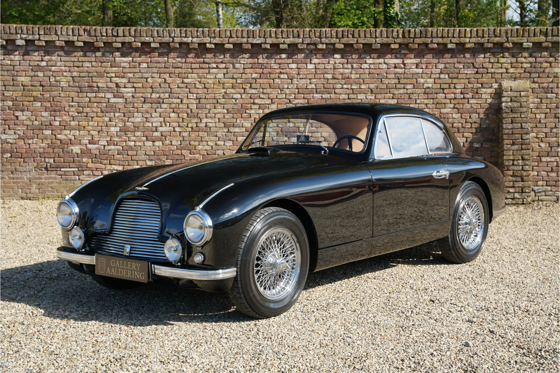 1952 Aston Martin DB2 Sports Saloon offered by a specialist dealer in Brummen, Netherlands, main photo