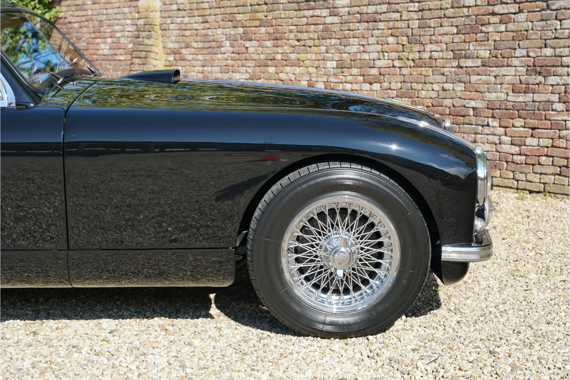 1952 Aston Martin DB2 Sports Saloon, 11/30