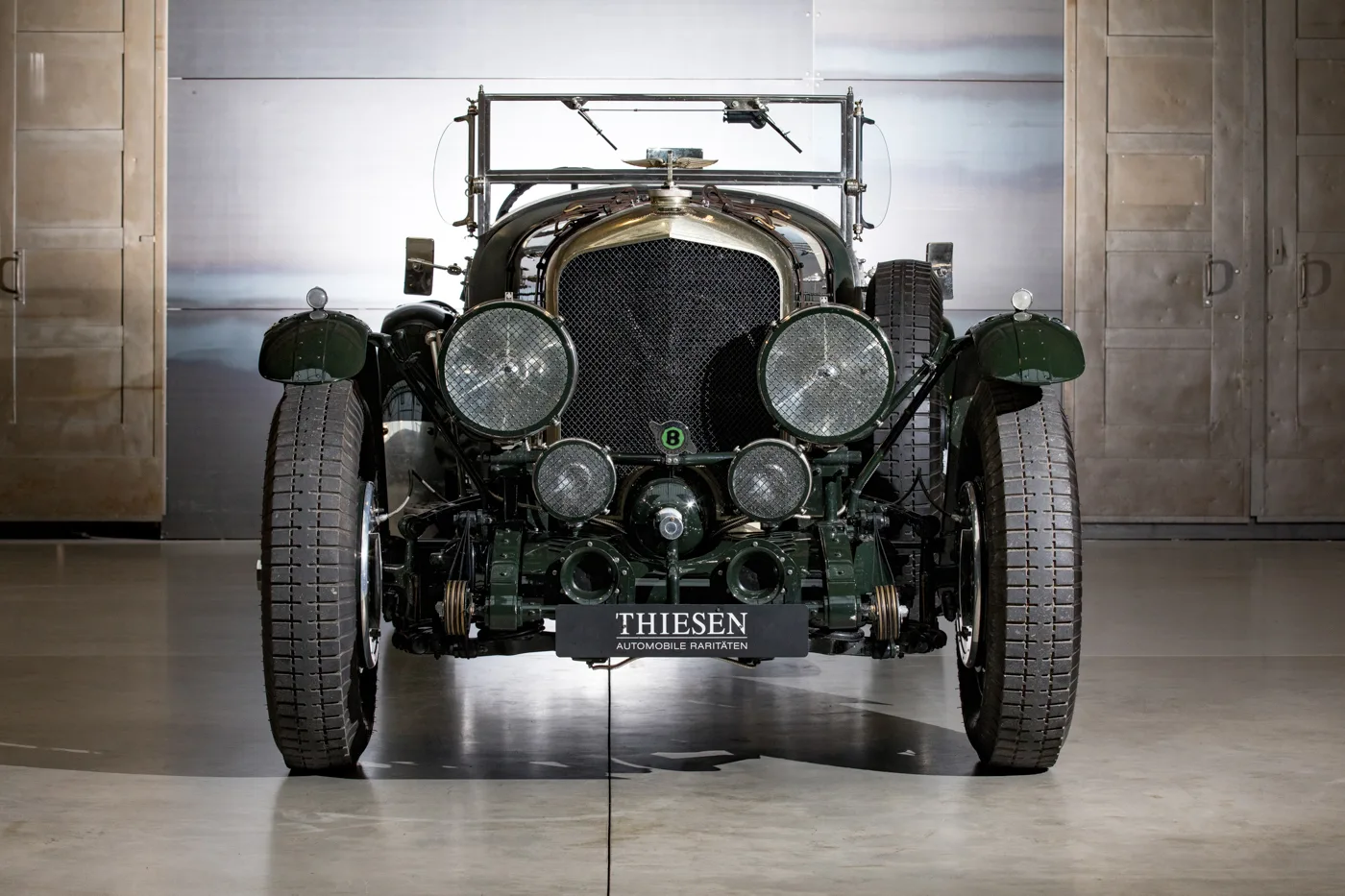 1952 Bentley R-Type Speed 8 Le Mans Tourer, 2/24