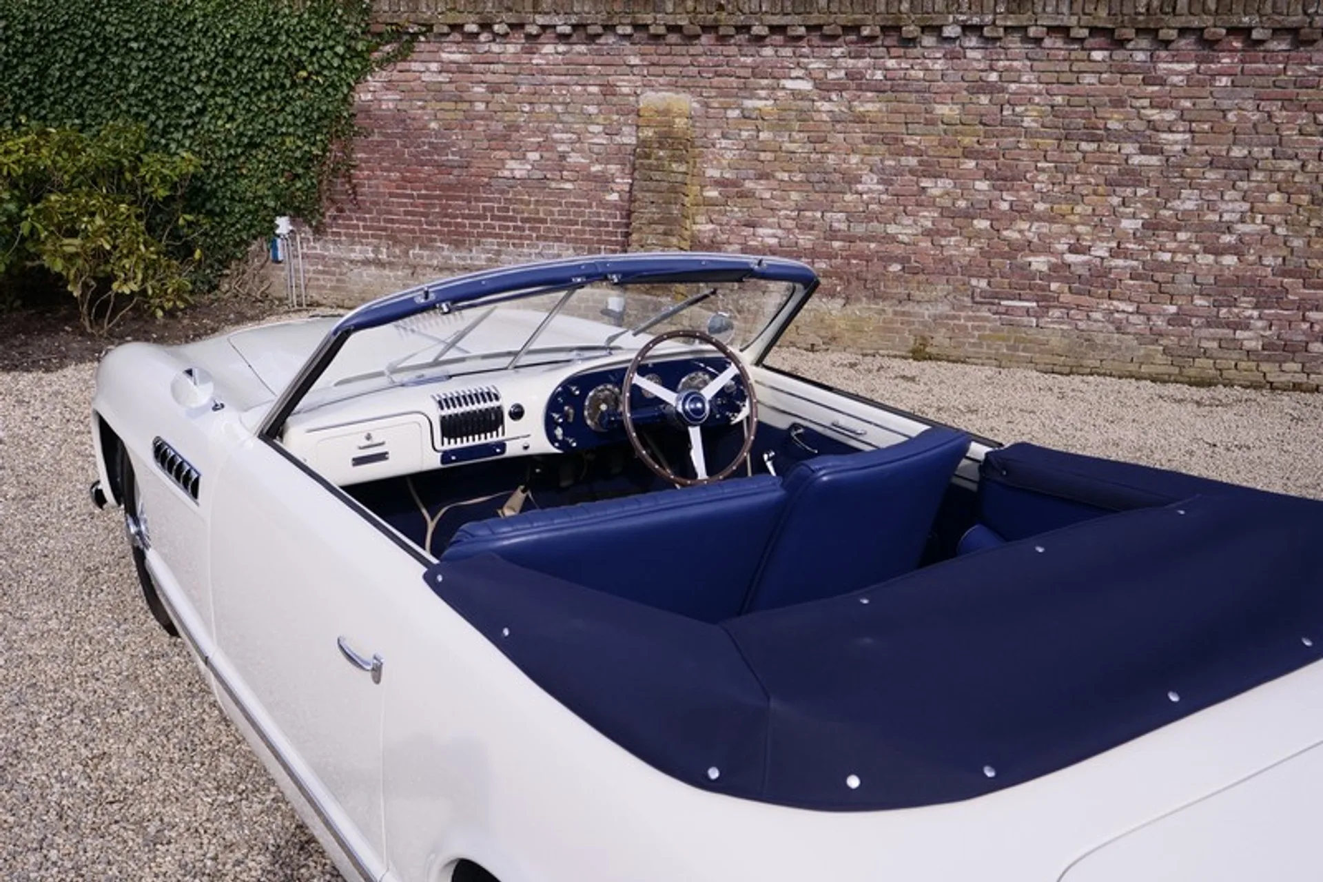 1952 Delahaye Type 235 Cabriolet Antem, 12/30