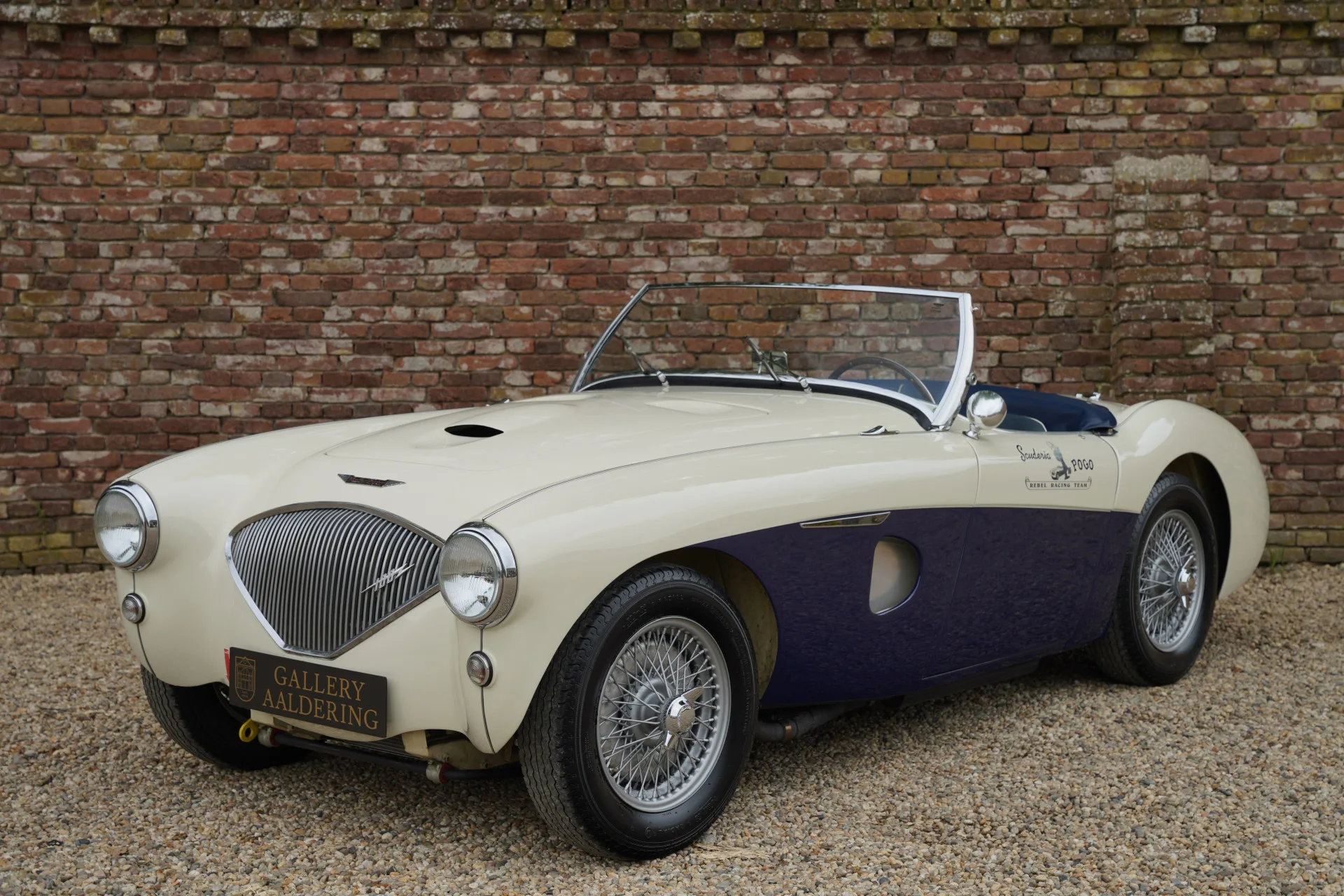 1953 Austin-Healey 100 BN1 offered by a specialist dealer in Brummen, Netherlands, main photo