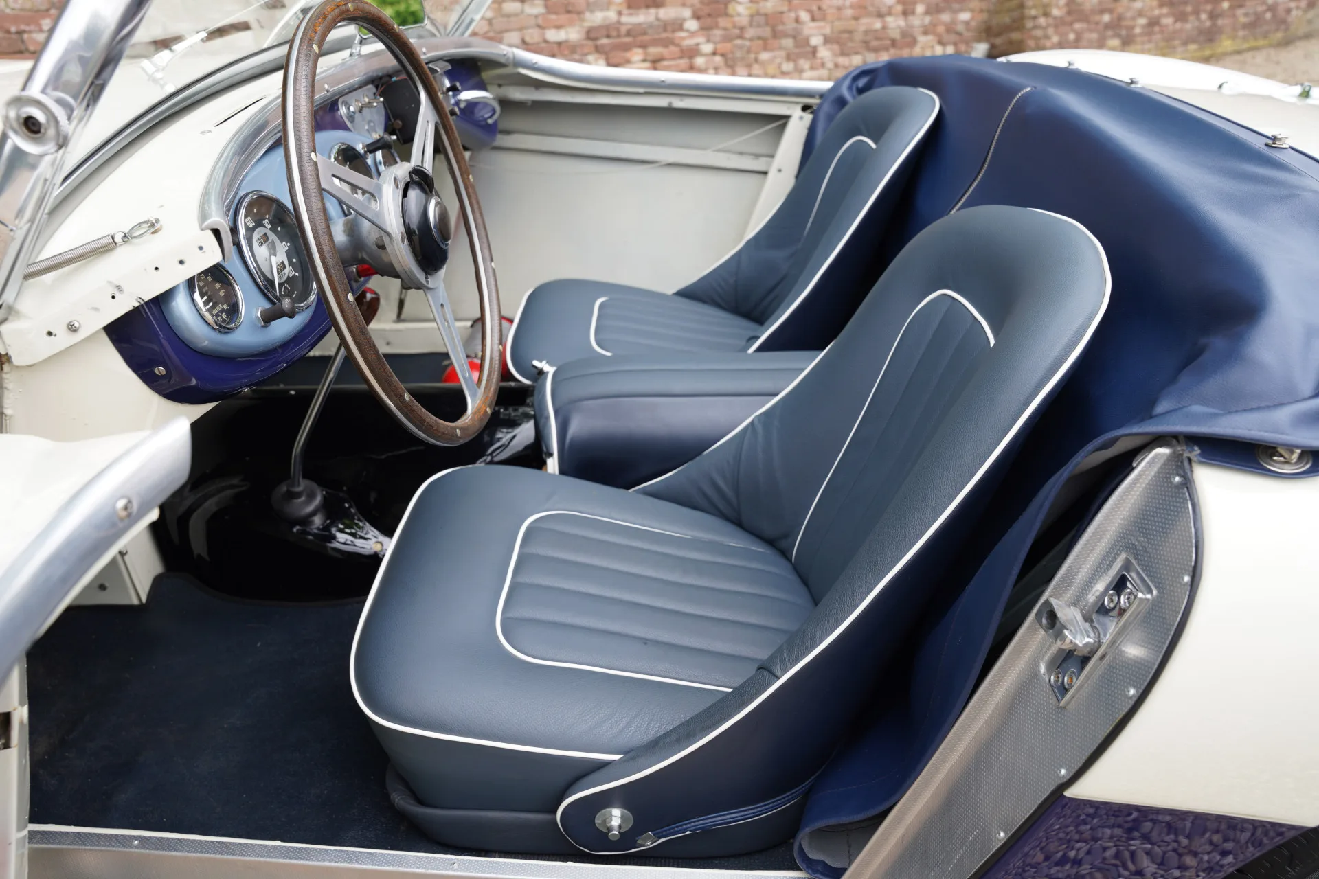1953 Austin-Healey 100 BN1, 13/30