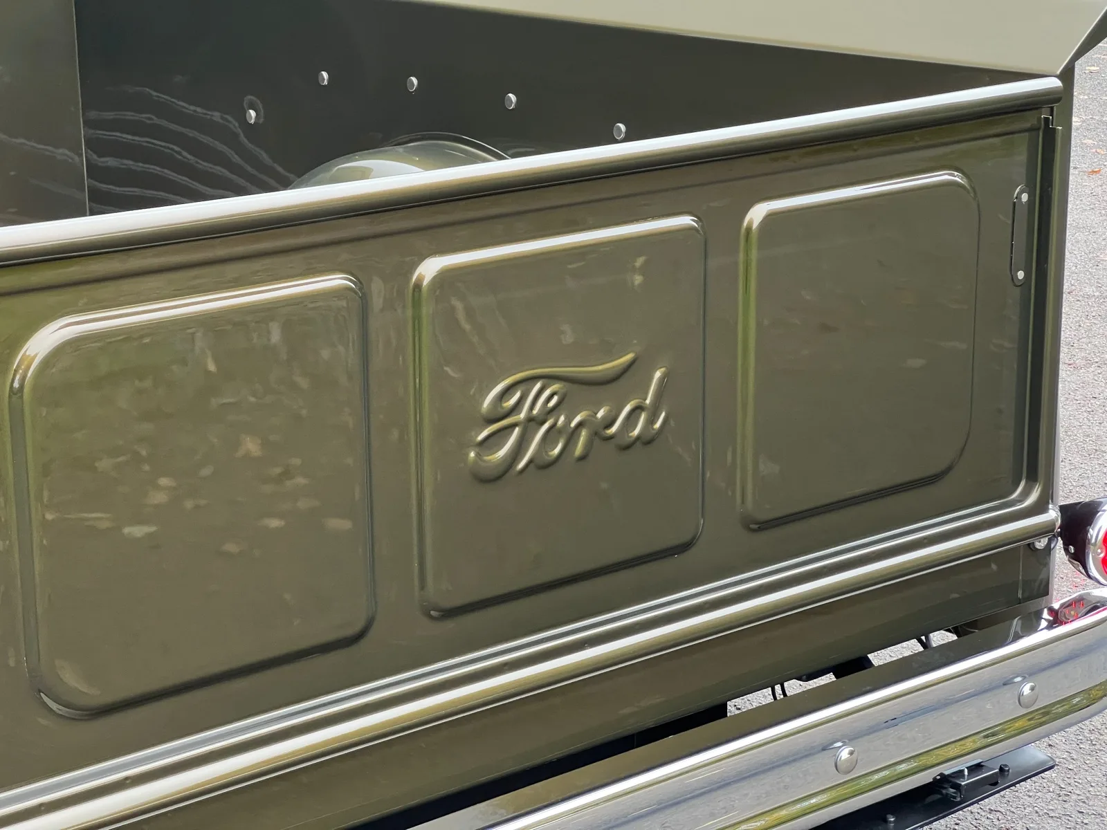 1953 Ford F-1 Custom, 15/28