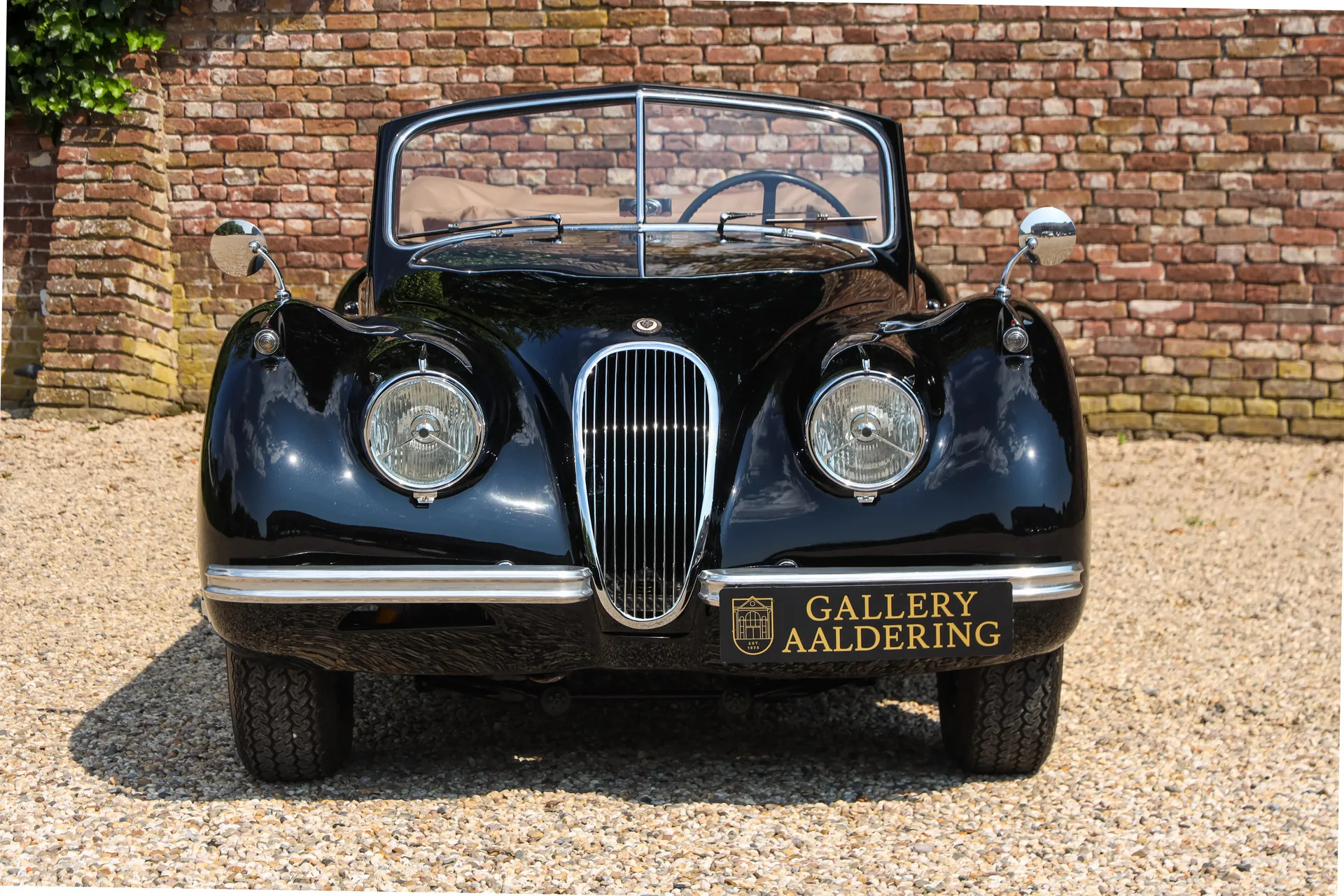 1953 Jaguar XK120 Drophead Coupe, 15/30