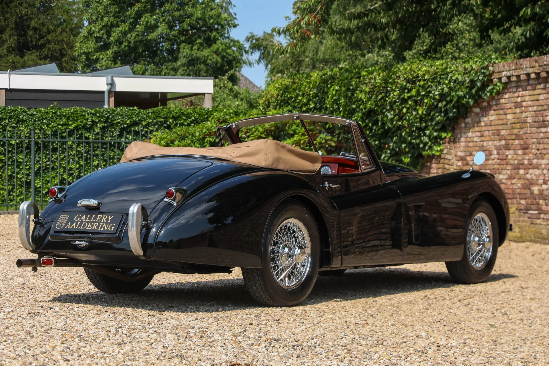 1953 Jaguar XK120 Drophead Coupe, 23/30