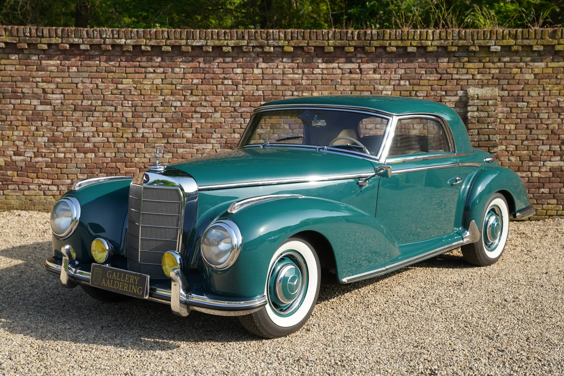 1953 Mercedes-Benz 300 S Coupé offered by a specialist dealer in Brummen, Netherlands, main photo