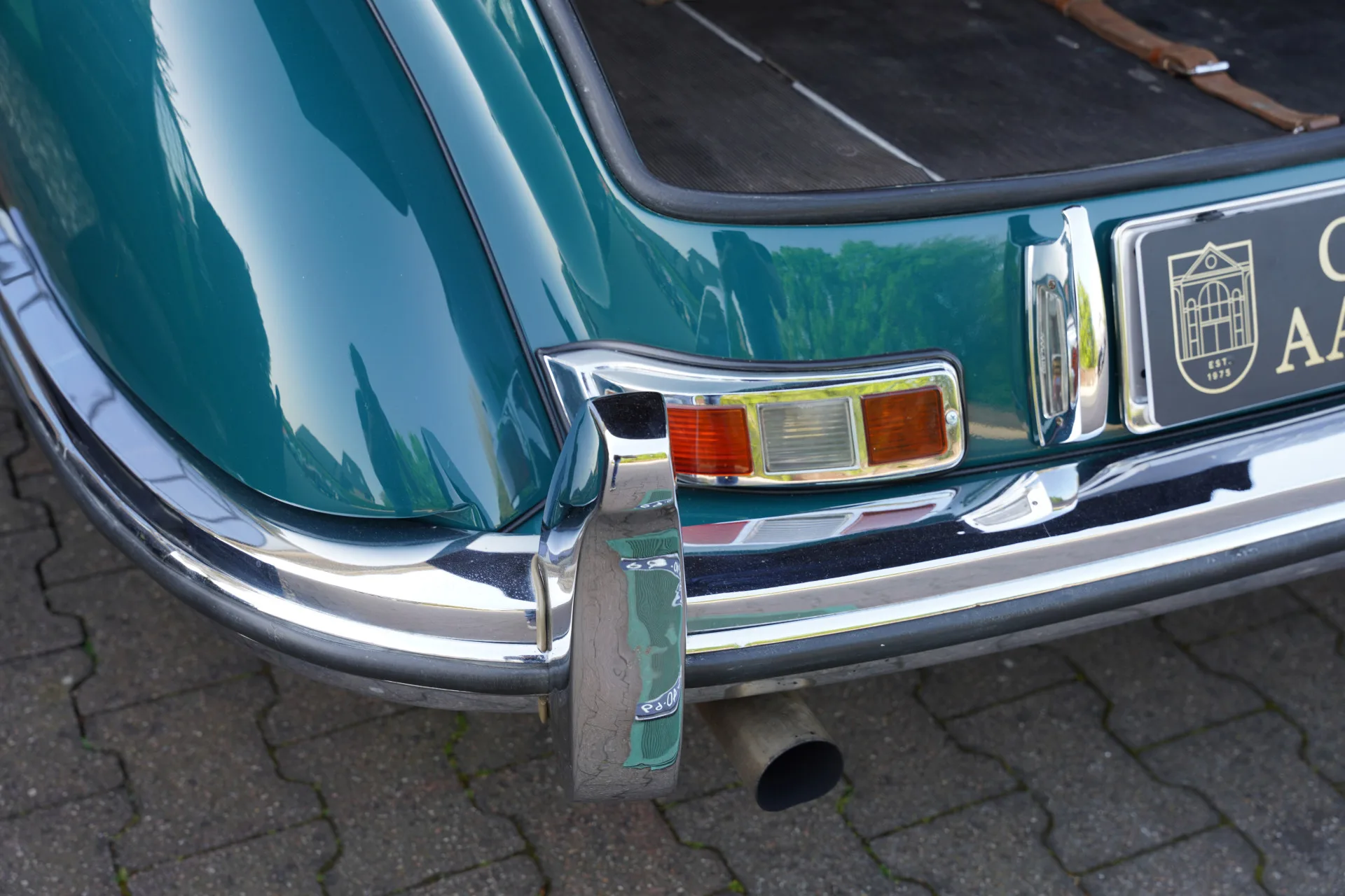 1953 Mercedes-Benz 300 S Coupé, 22/30
