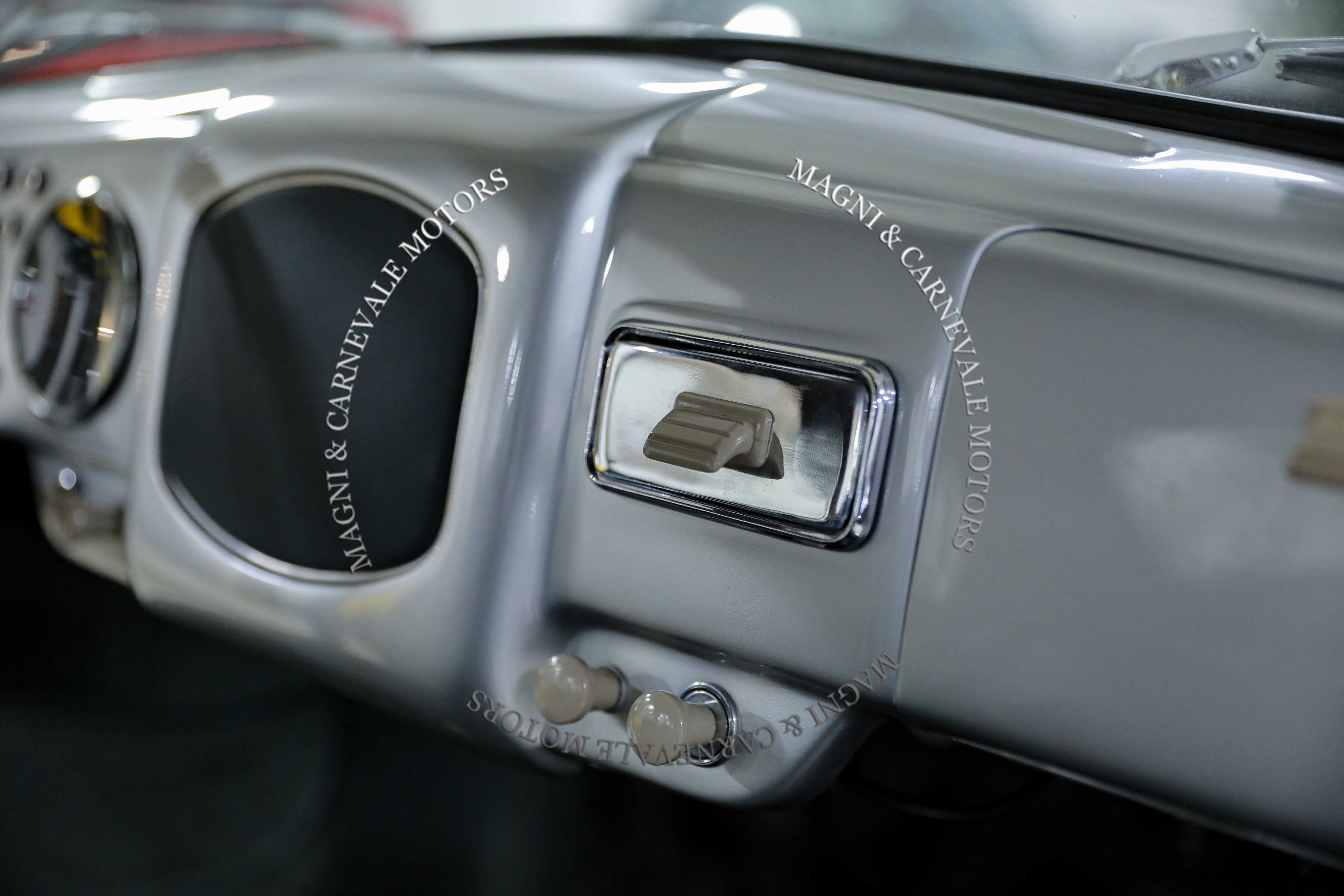 1953 Porsche 356 offered by a specialist dealer in Milan, Italy, photo 20 of 20