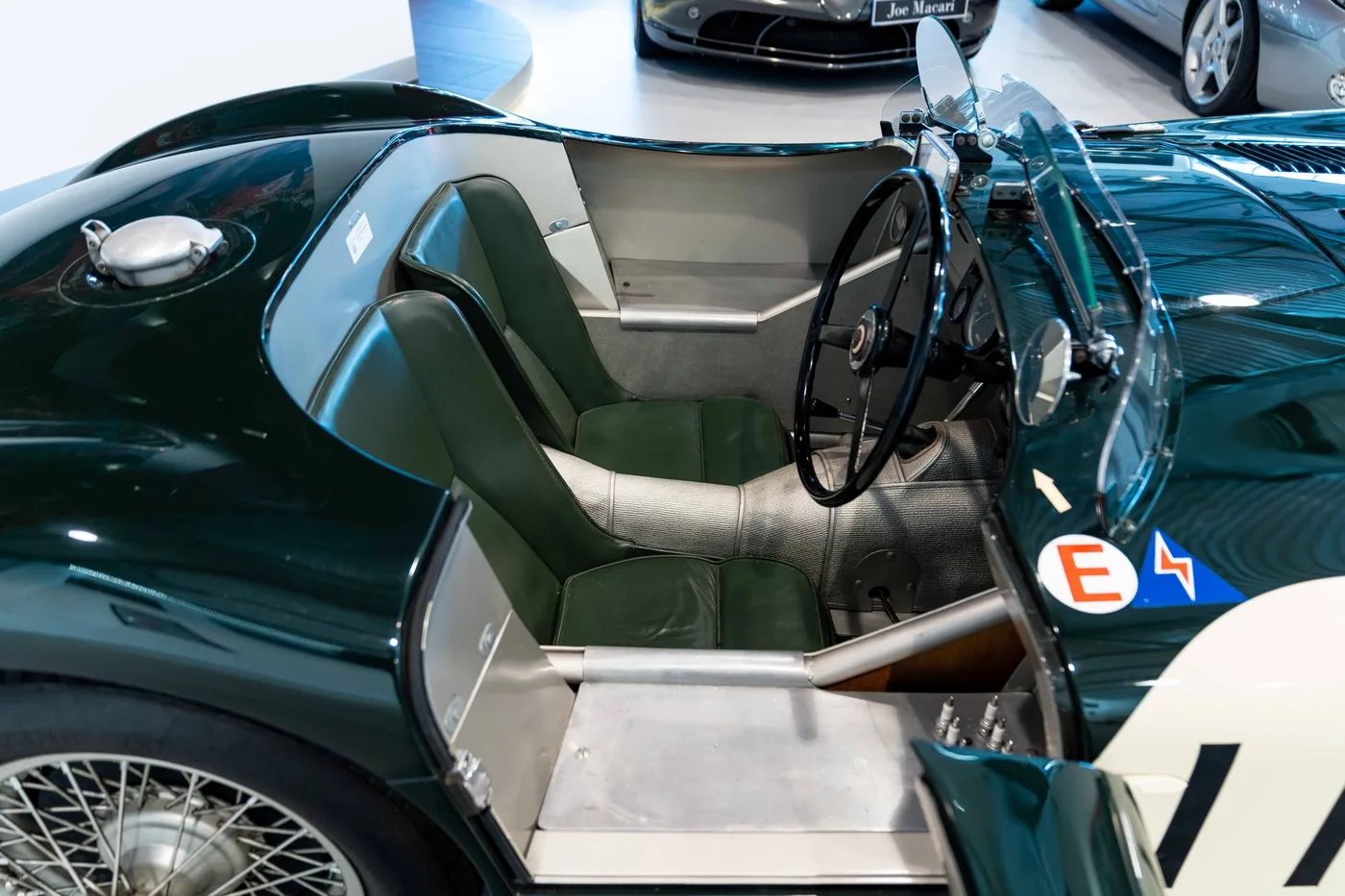 1954 Jaguar C-Type Recreation by Brazell Engineering angeboten von einem Oldtimerspezialisten in London, Vereinigtes Königreich, Foto 14 von 21