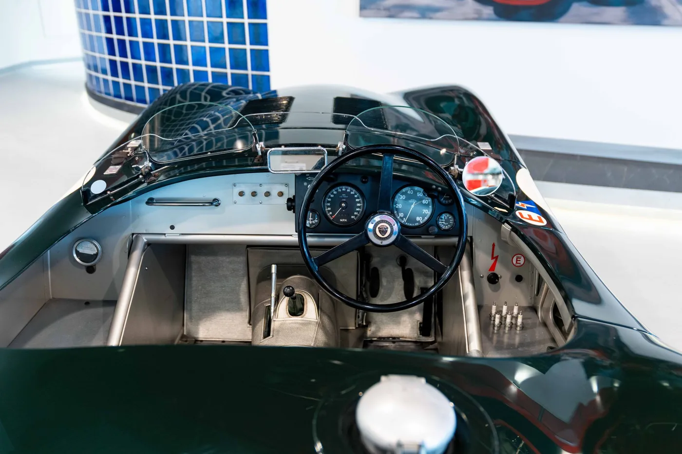 1954 Jaguar C-Type Recreation by Brazell Engineering angeboten von einem Oldtimerspezialisten in London, Vereinigtes Königreich, Foto 16 von 21
