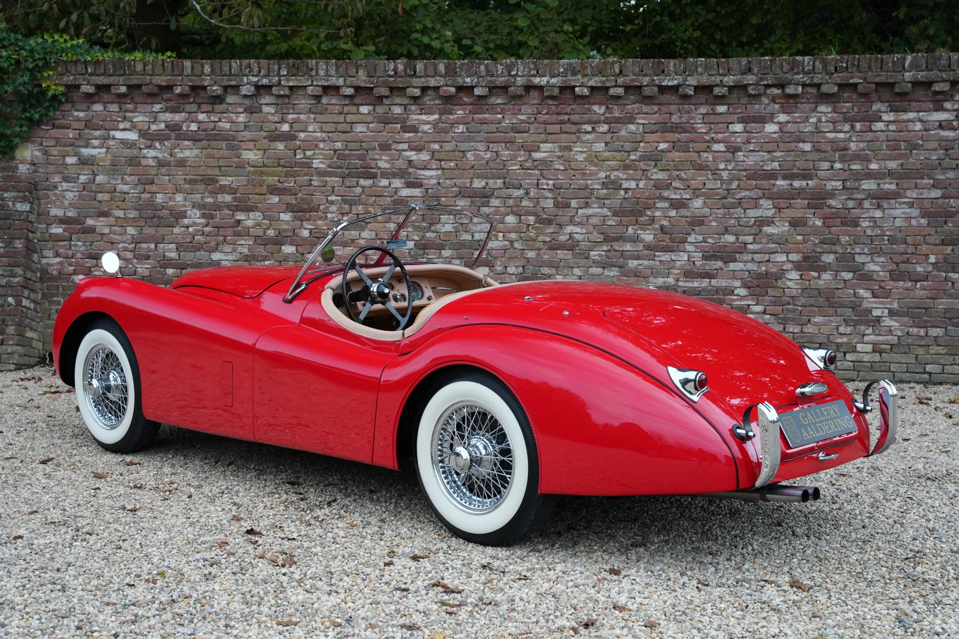 1954 Jaguar XK120 Roadster, 2/30