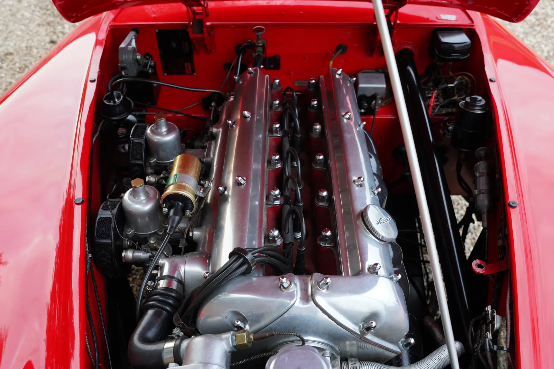 1954 Jaguar XK120 Roadster, 4/30