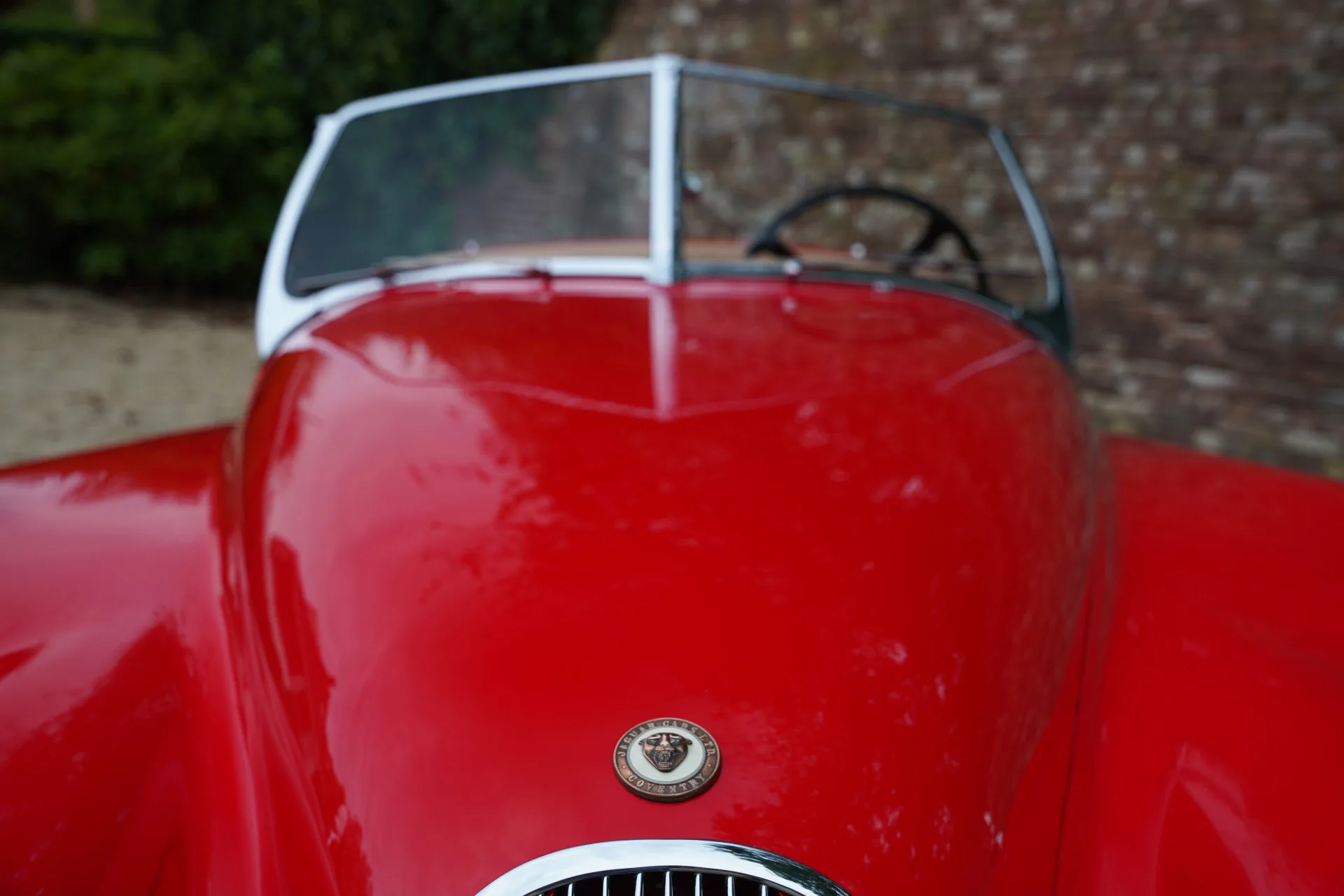 1954 Jaguar XK120 Roadster, 20/30