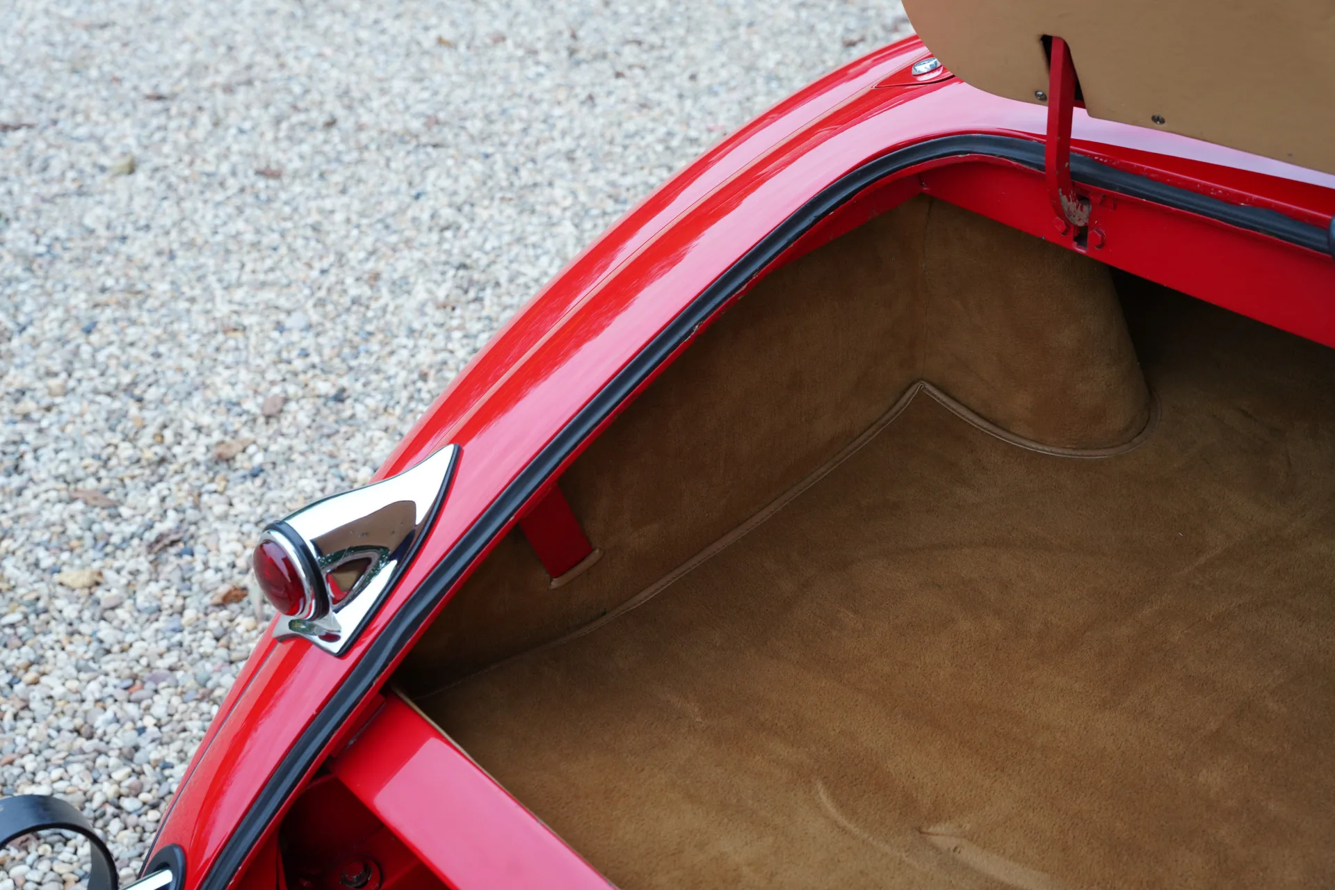 1954 Jaguar XK120 Roadster, 23/30