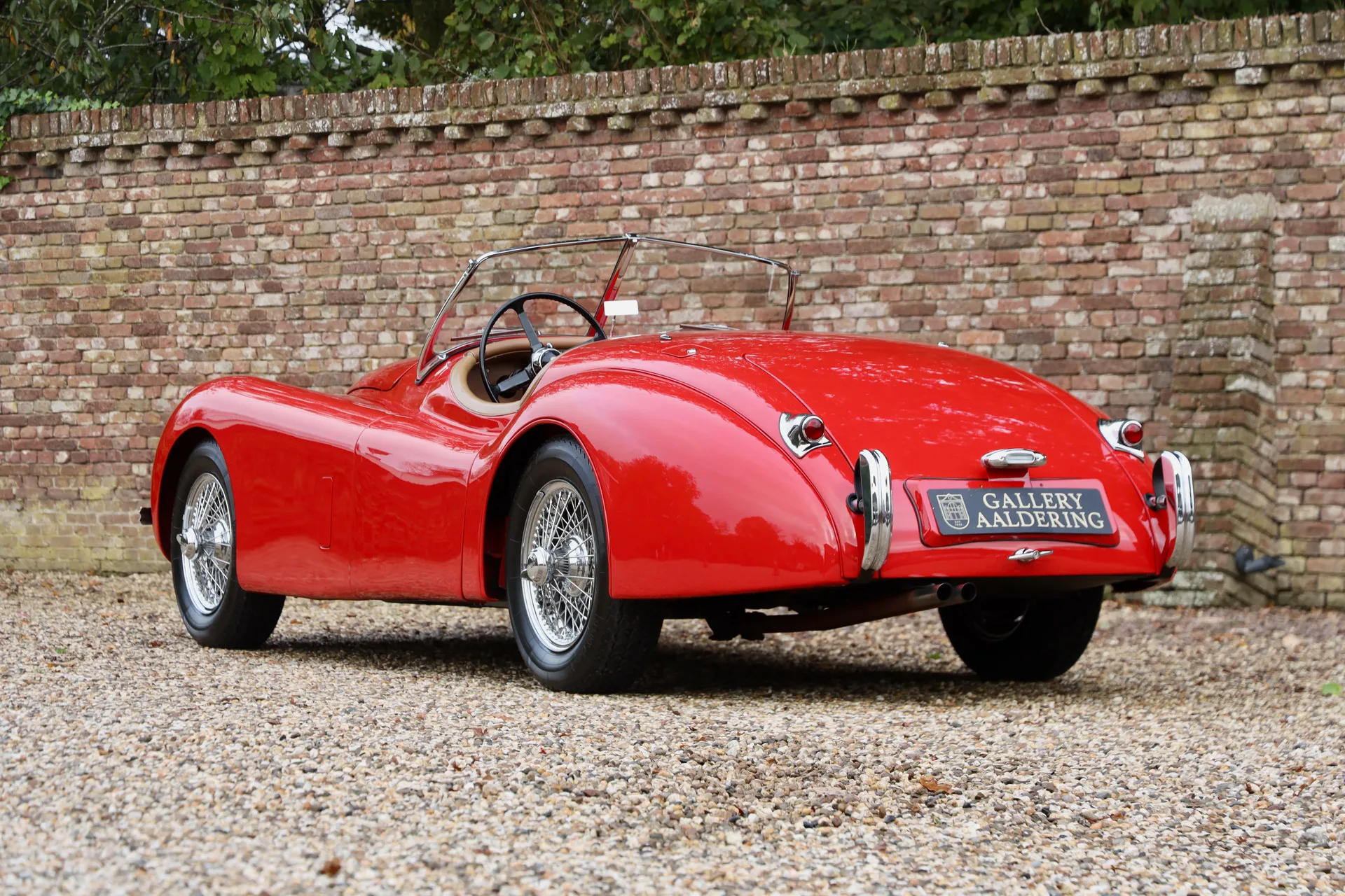 1954 Jaguar XK120 Roadster SE, 2/30