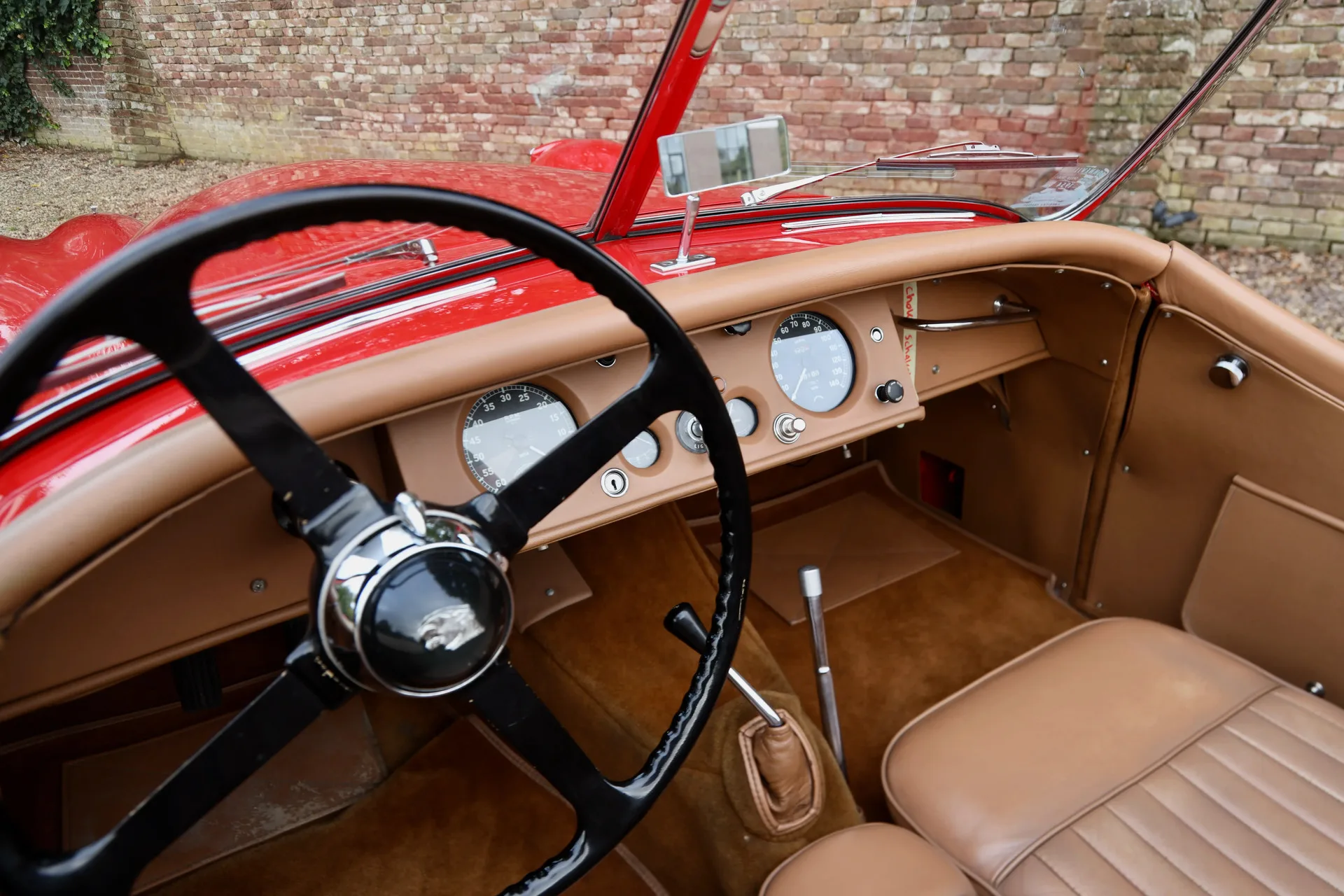 1954 Jaguar XK120 Roadster SE, 24/30