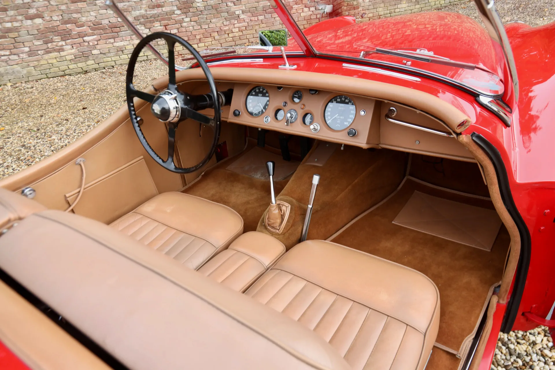 1954 Jaguar XK120 Roadster SE, 25/30