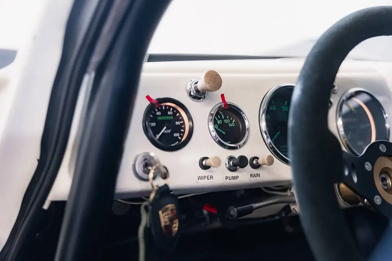 1954 Porsche 356, 8/15