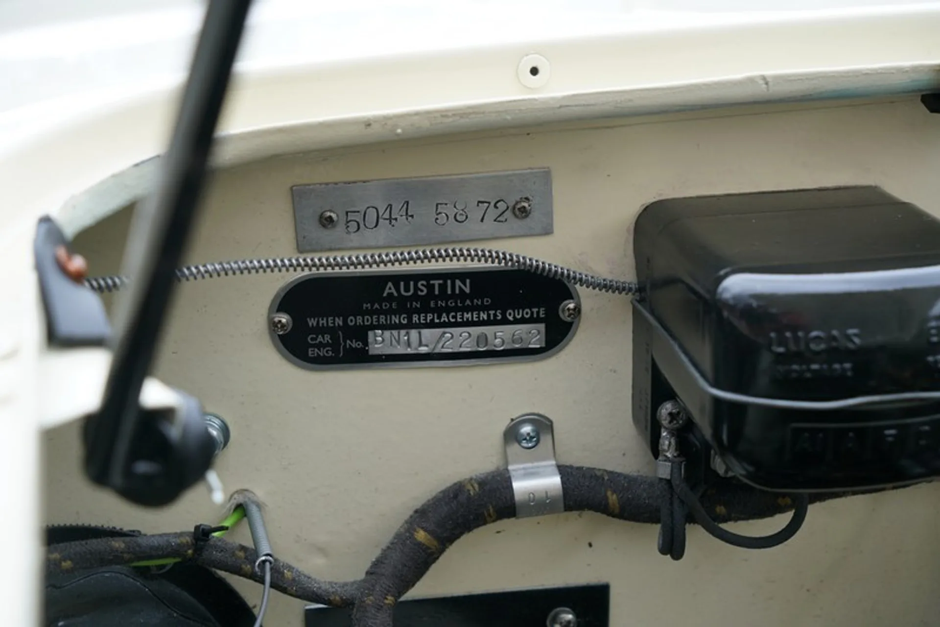 1955 Austin-Healey 100 BN1 100M specification, 17/30