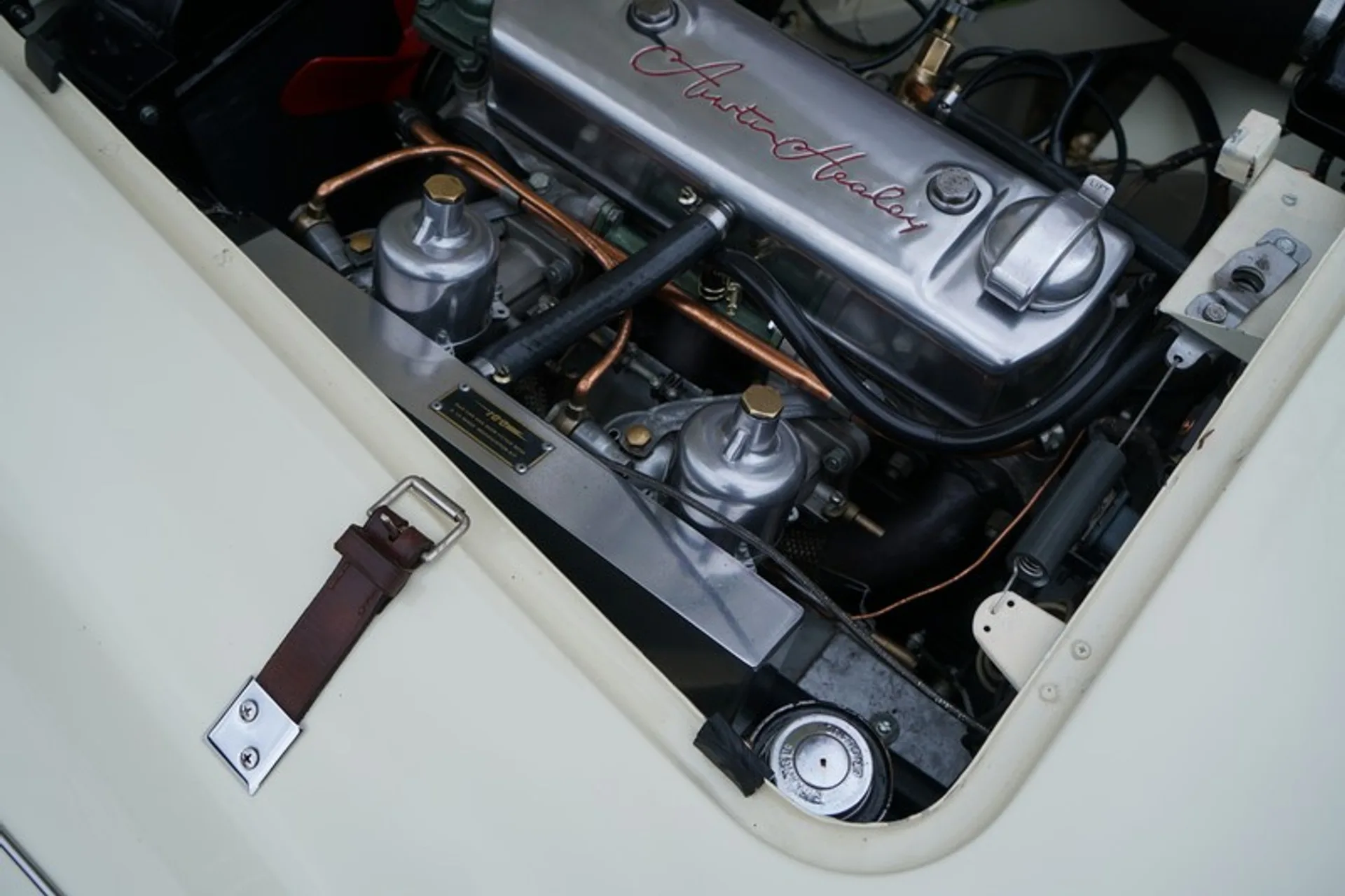 1955 Austin-Healey 100 BN1 100M specification, 18/30